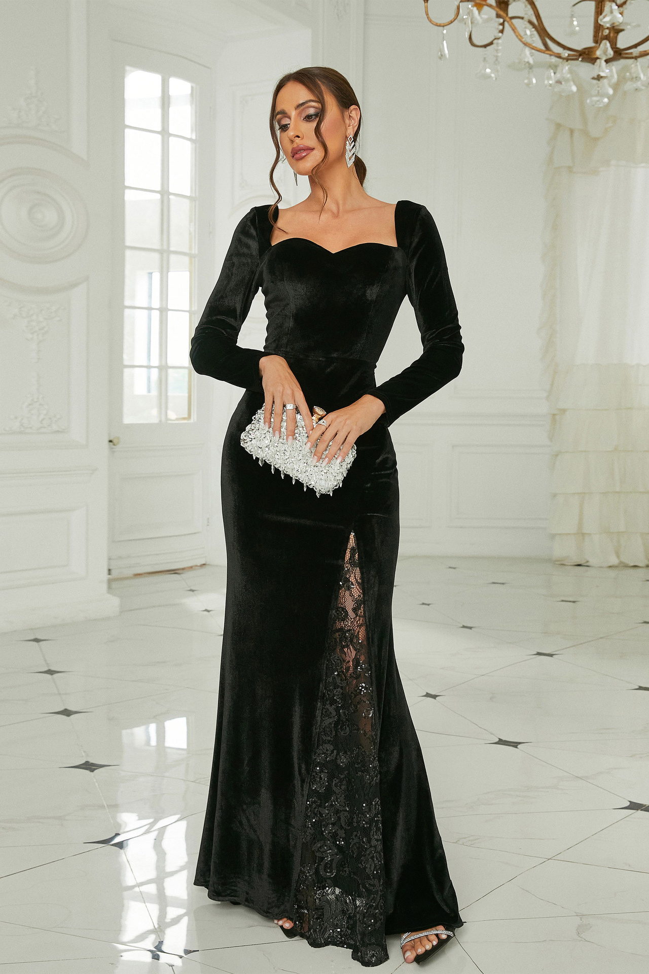 Brielle Long Sleeved Velvet Dress In Black