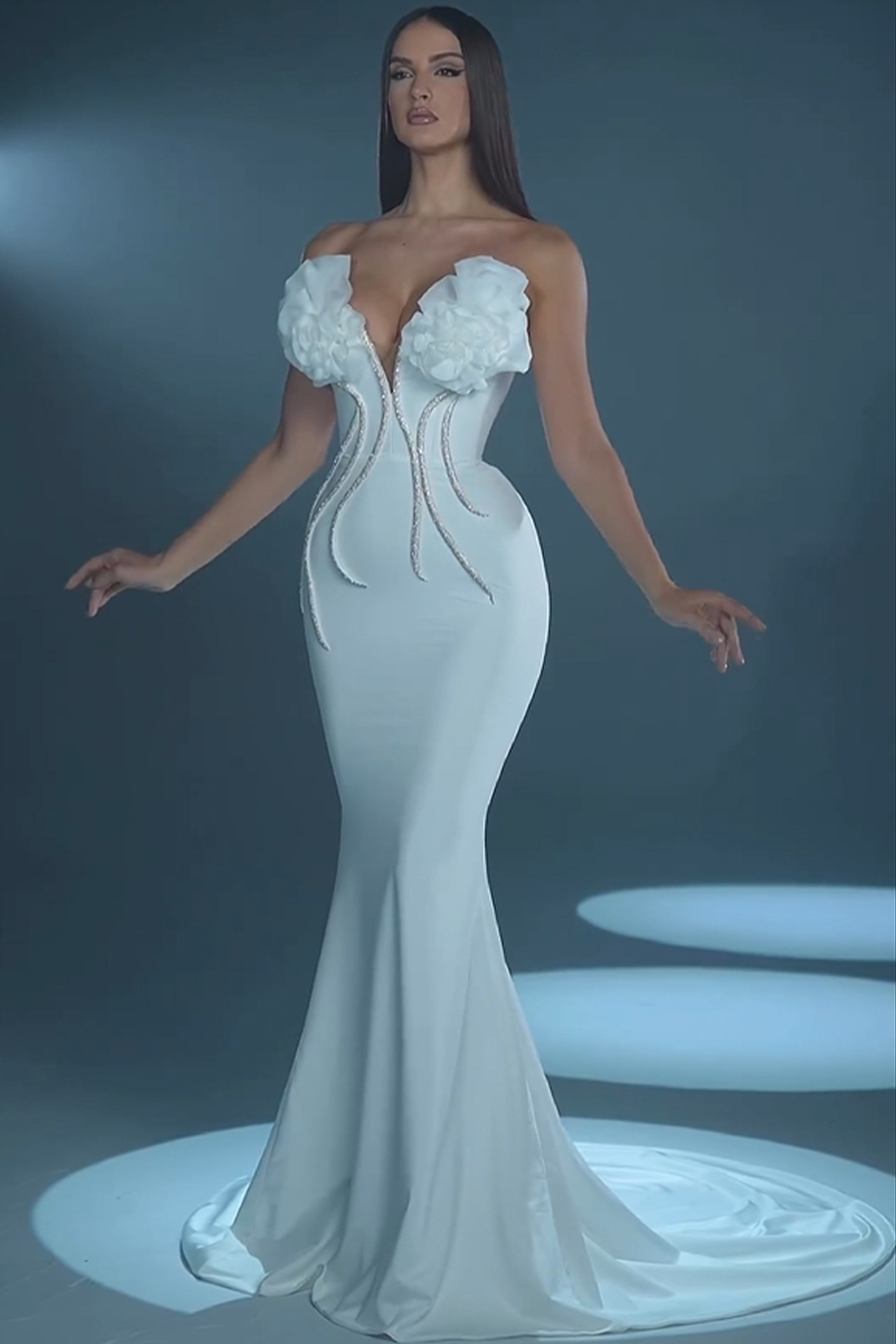Lnez Strapless Maxi Dress In White