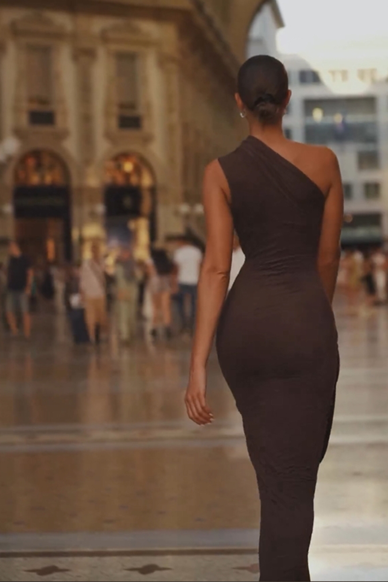 Genevieve Bodycon Dress In Dark Brown