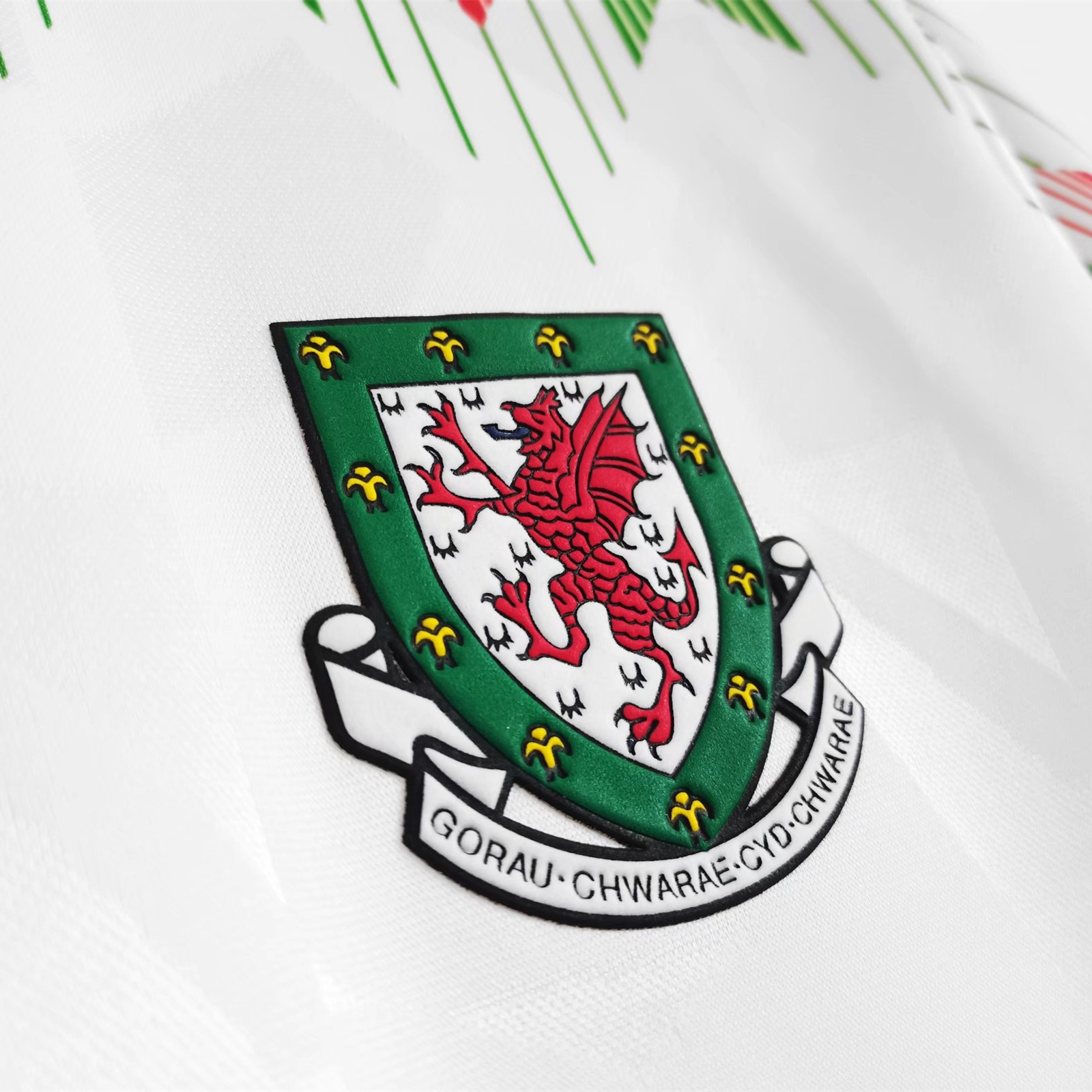 Retro Wales 1990-92 Away Stadium Jersey