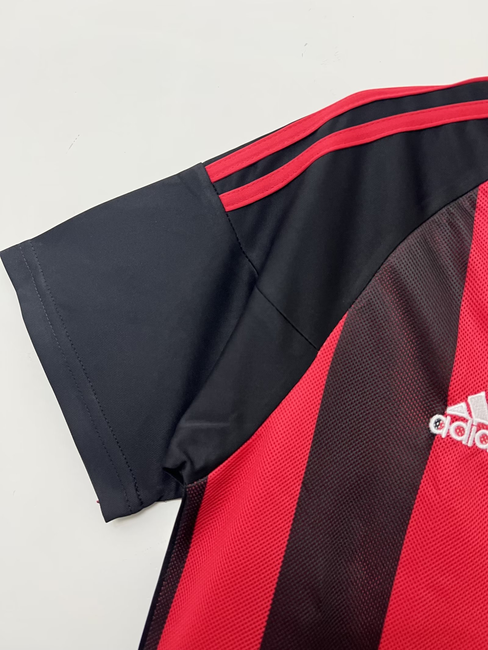 Retro AC Milan 02-03 Home Stadium Jersey