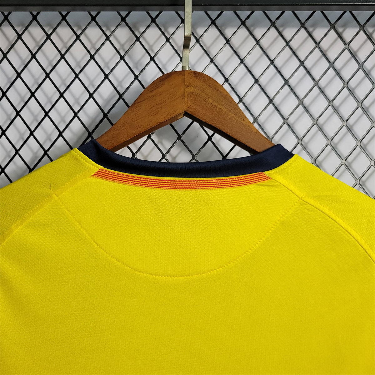 B.A.R.S.A Retro 08-09 Away Jersey
