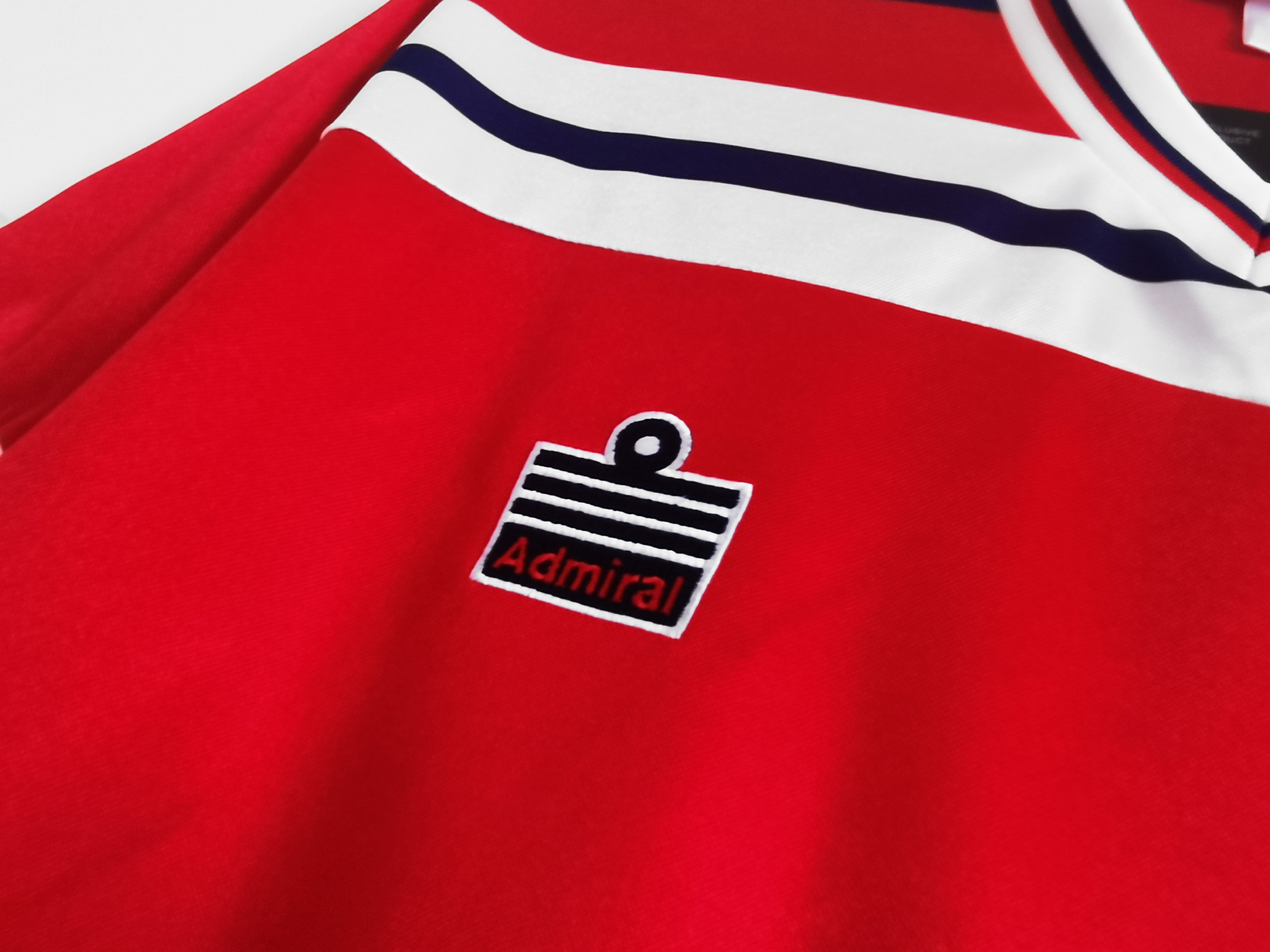 Retro England 1982 Away Stadium Jersey
