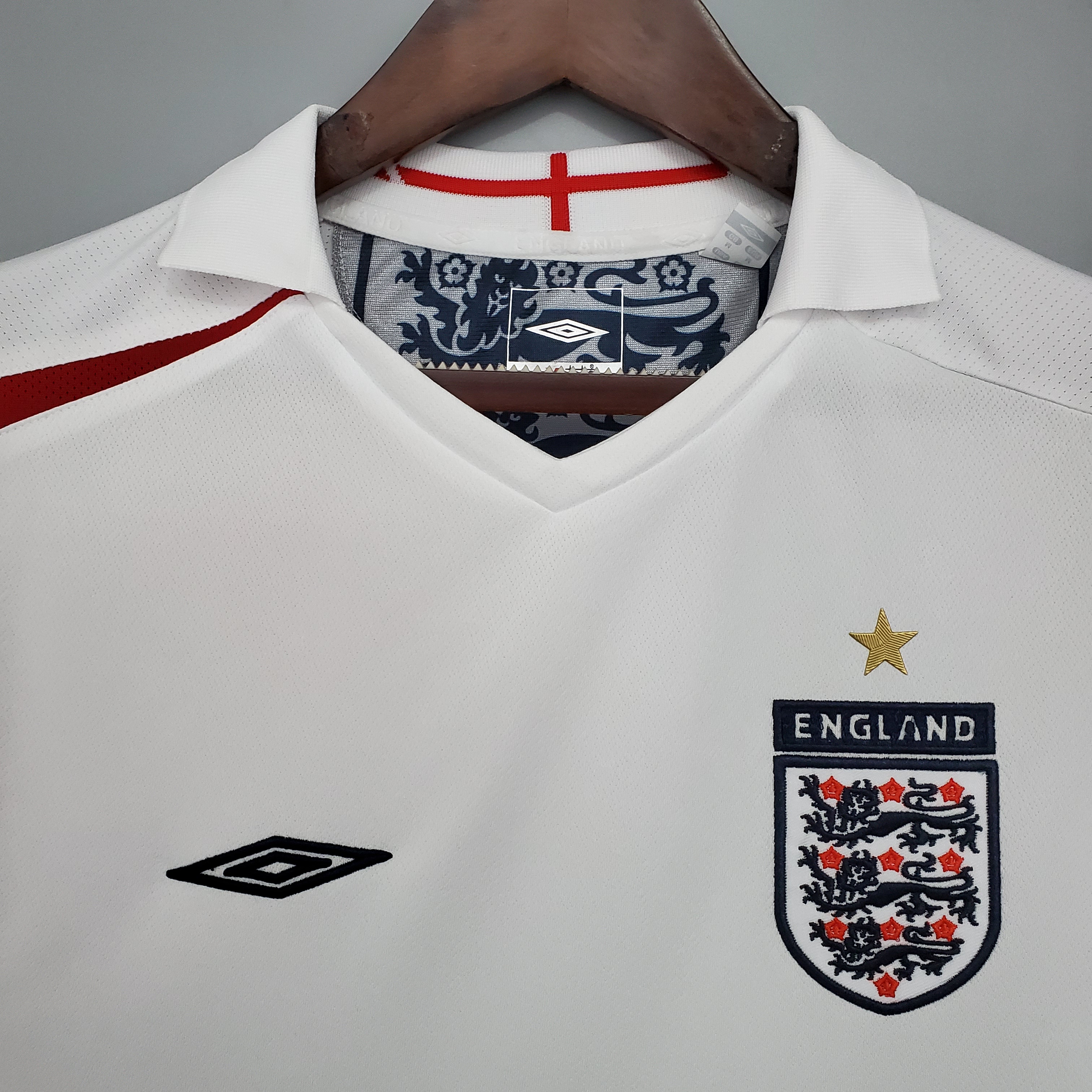 Retro England 2006 Home Stadium Jersey
