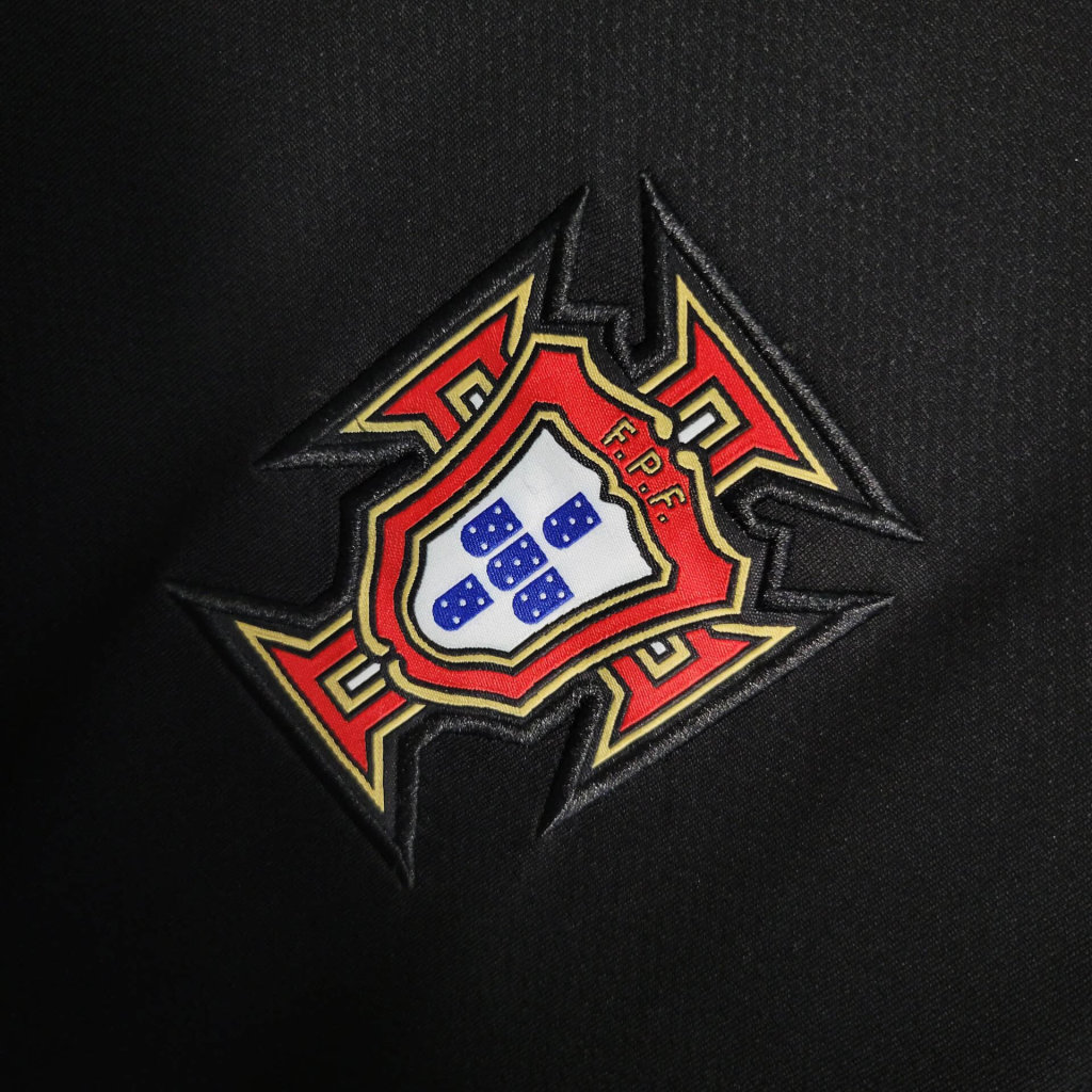 Retro Portugal 2006 Away Stadium Jersey