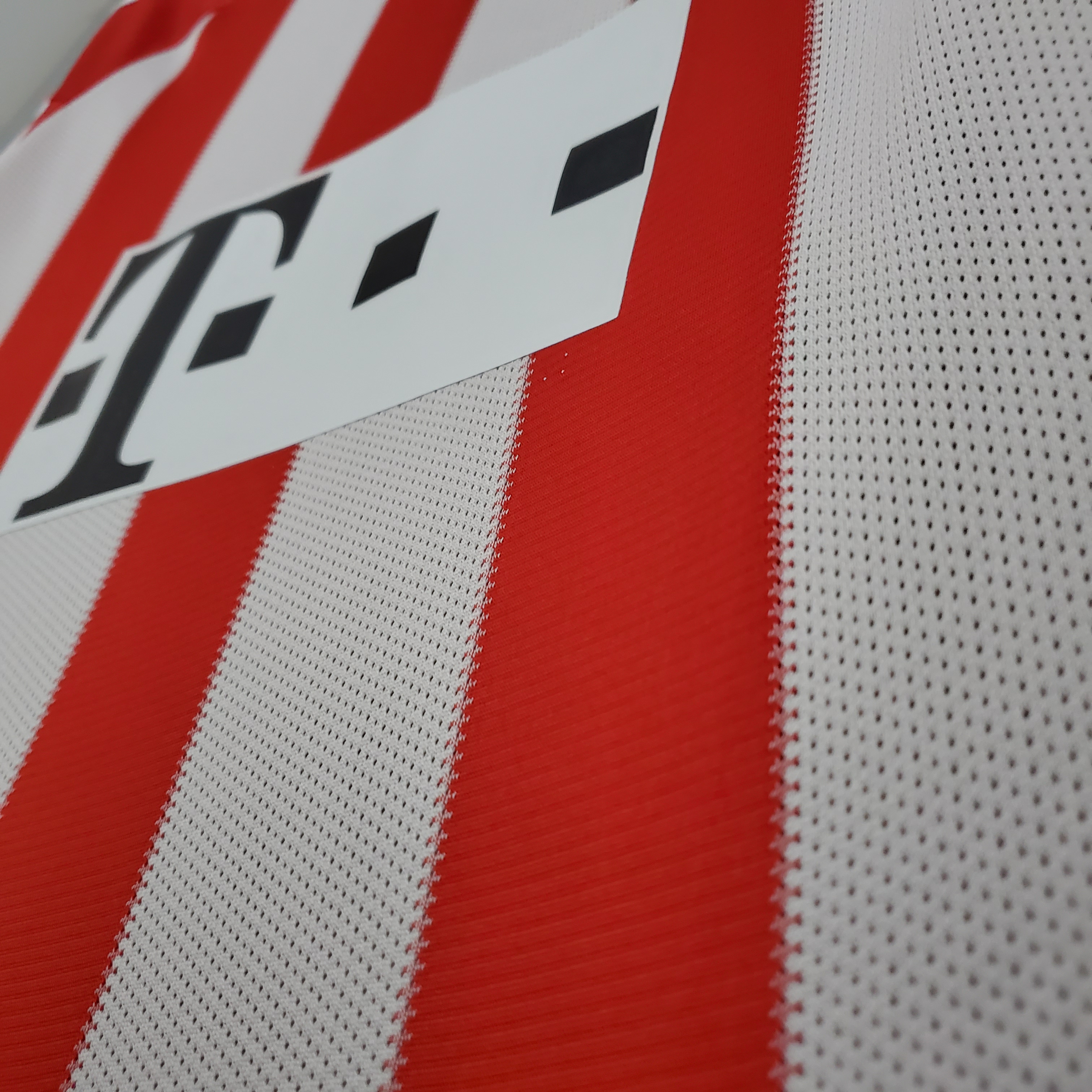 Retro Bayern Munich 10-11 Home Stadium Jersey