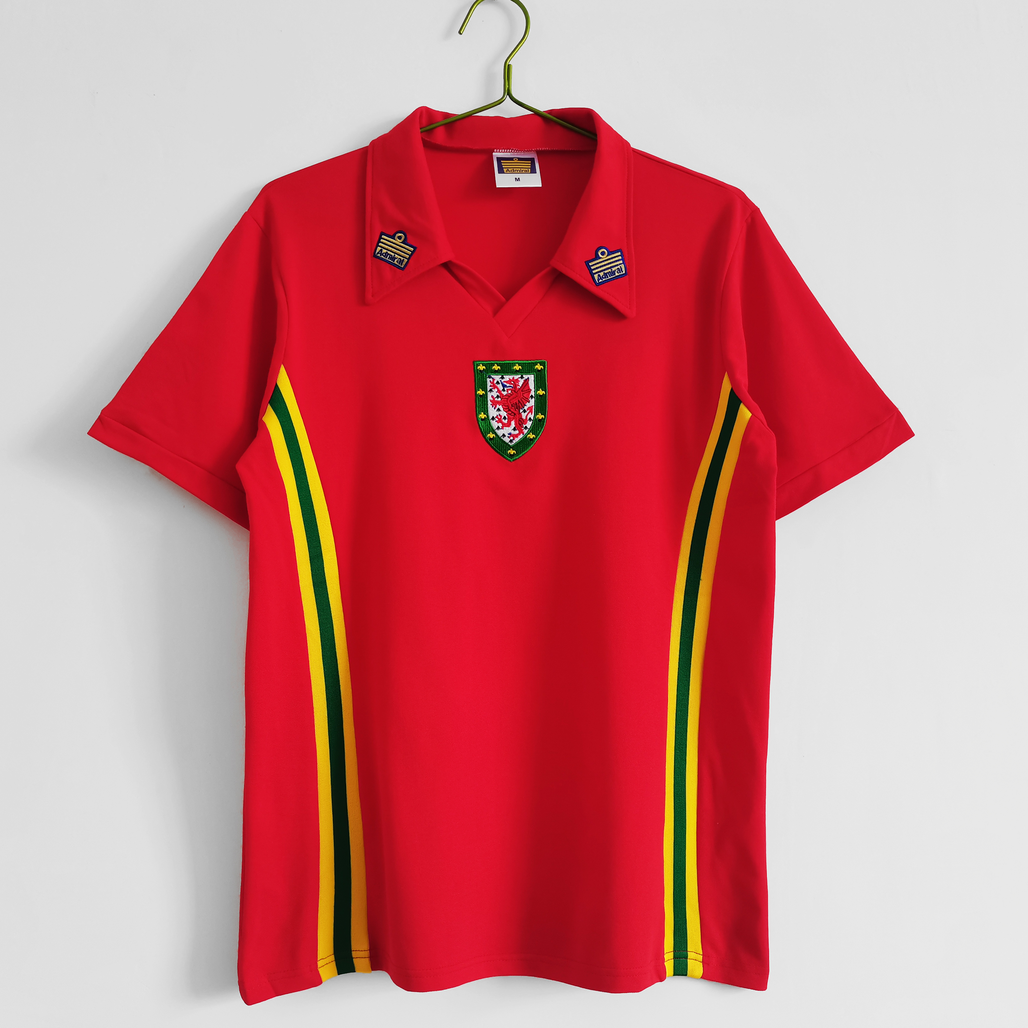 Retro Wales 1976 Home Stadium Jersey