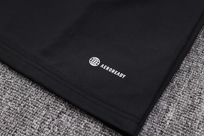 Manchester United 23-24 Long Sleeve Training Set -Black and Red