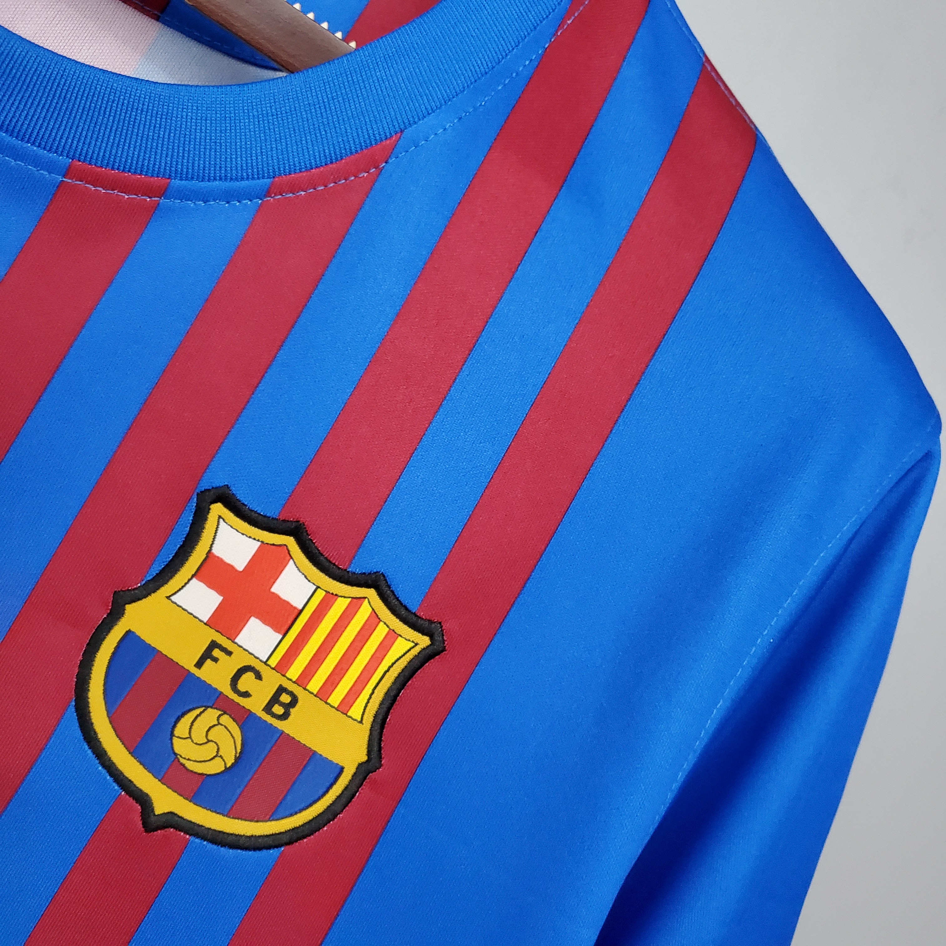 B.A.R.S.A Retro 21-22 Home Stadium Jersey