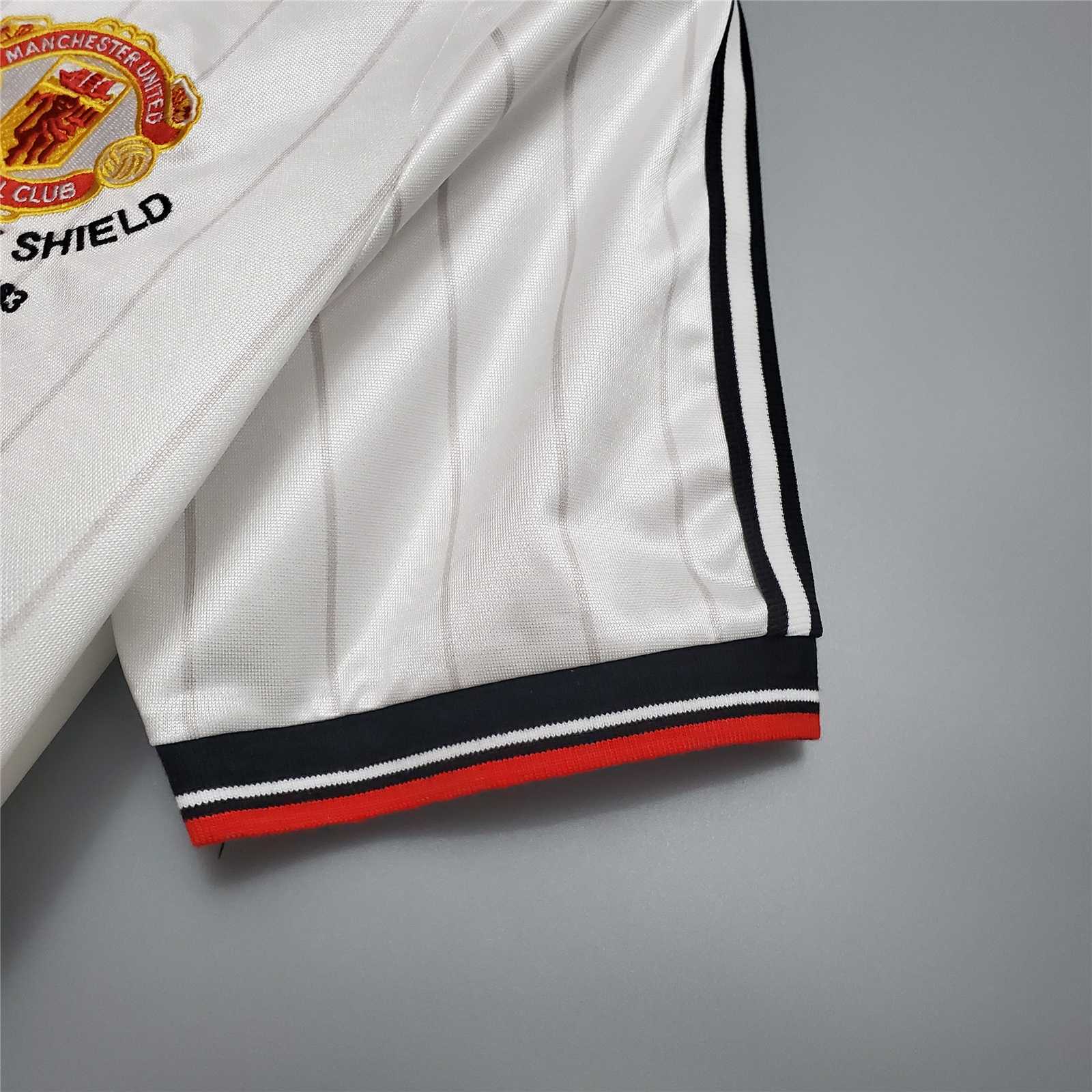 Manchester United Retro 82-83 Away Jersey