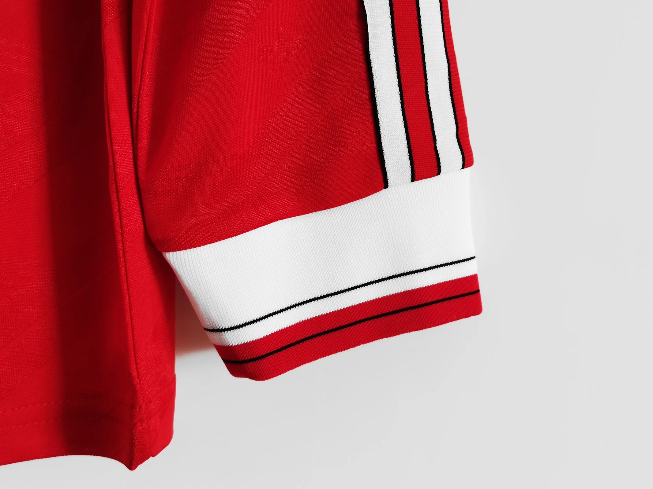 Manchester United Retro 86-88 Home Long Sleeve Jersey