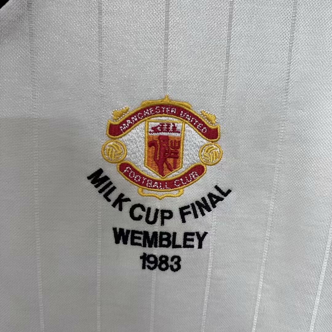 Manchester United Retro 82-84 Away Long Sleeve Jersey League Cup Final