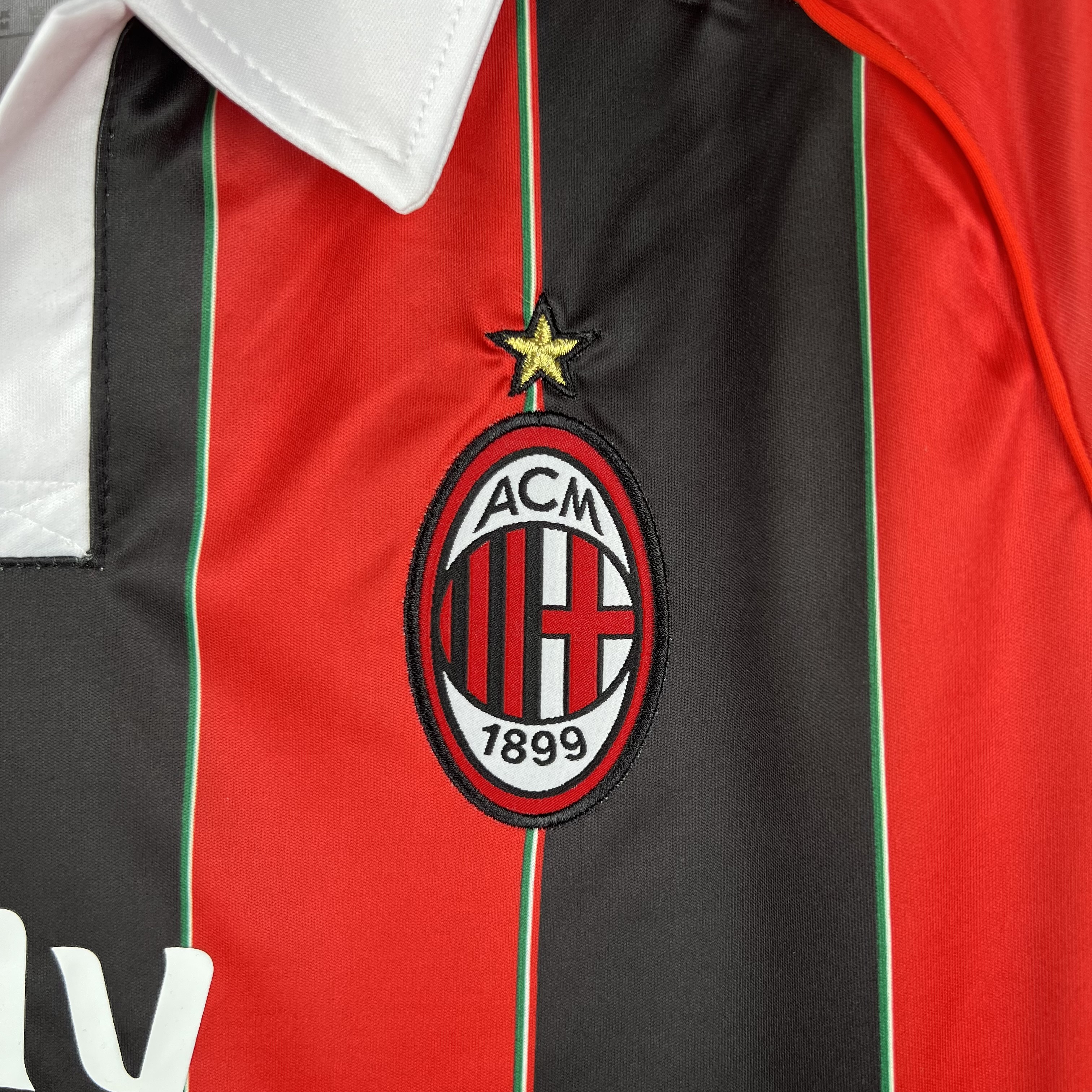 Retro AC Milan 2012-13 Home Stadium Jersey