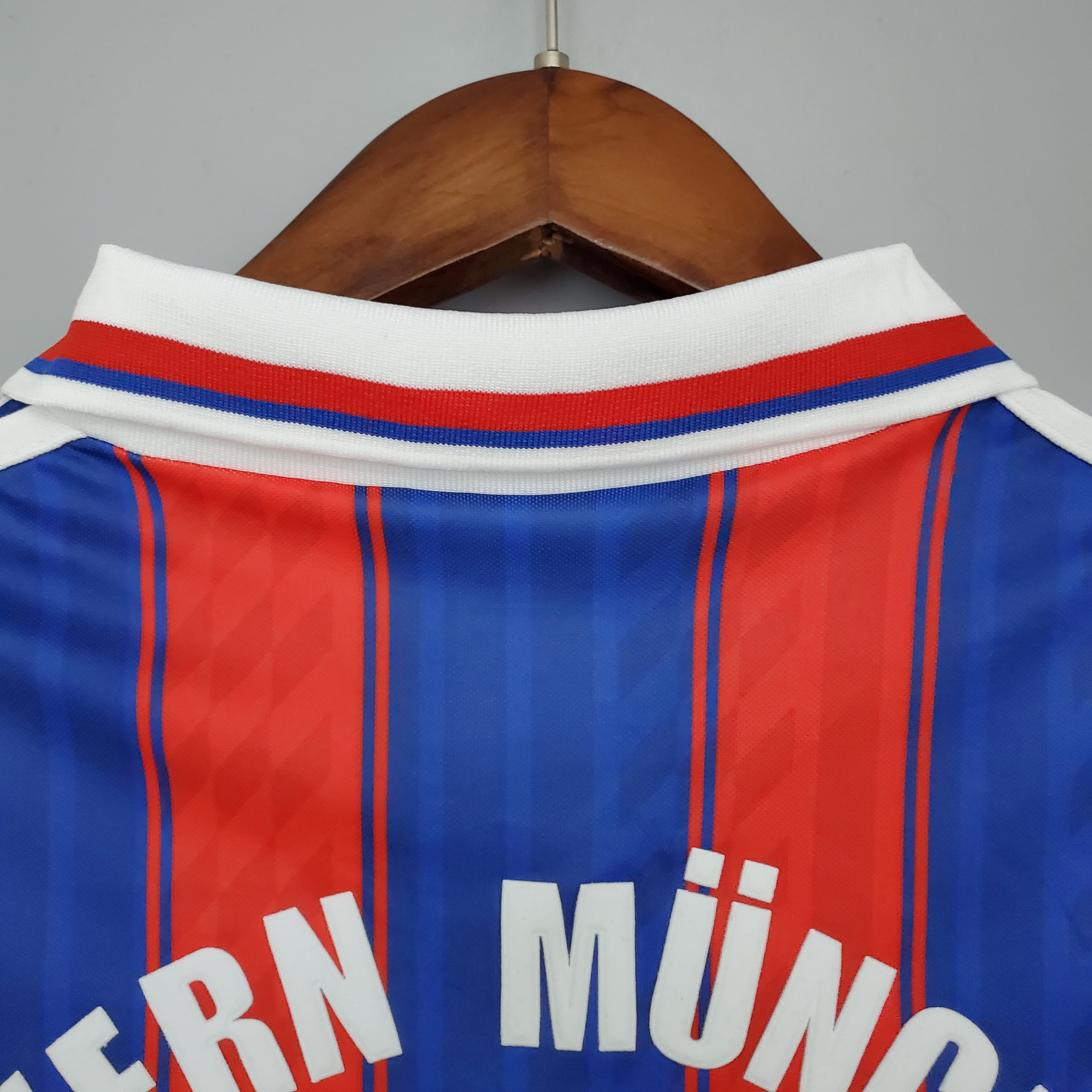 Retro Bayern Munich 95-97 Home Stadium Jersey