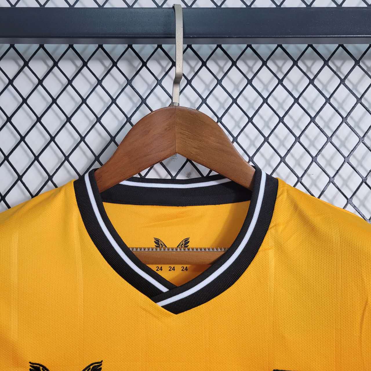 Wolverhampton Wanderers Wolves 23-24 Home Stadium Kids Kit