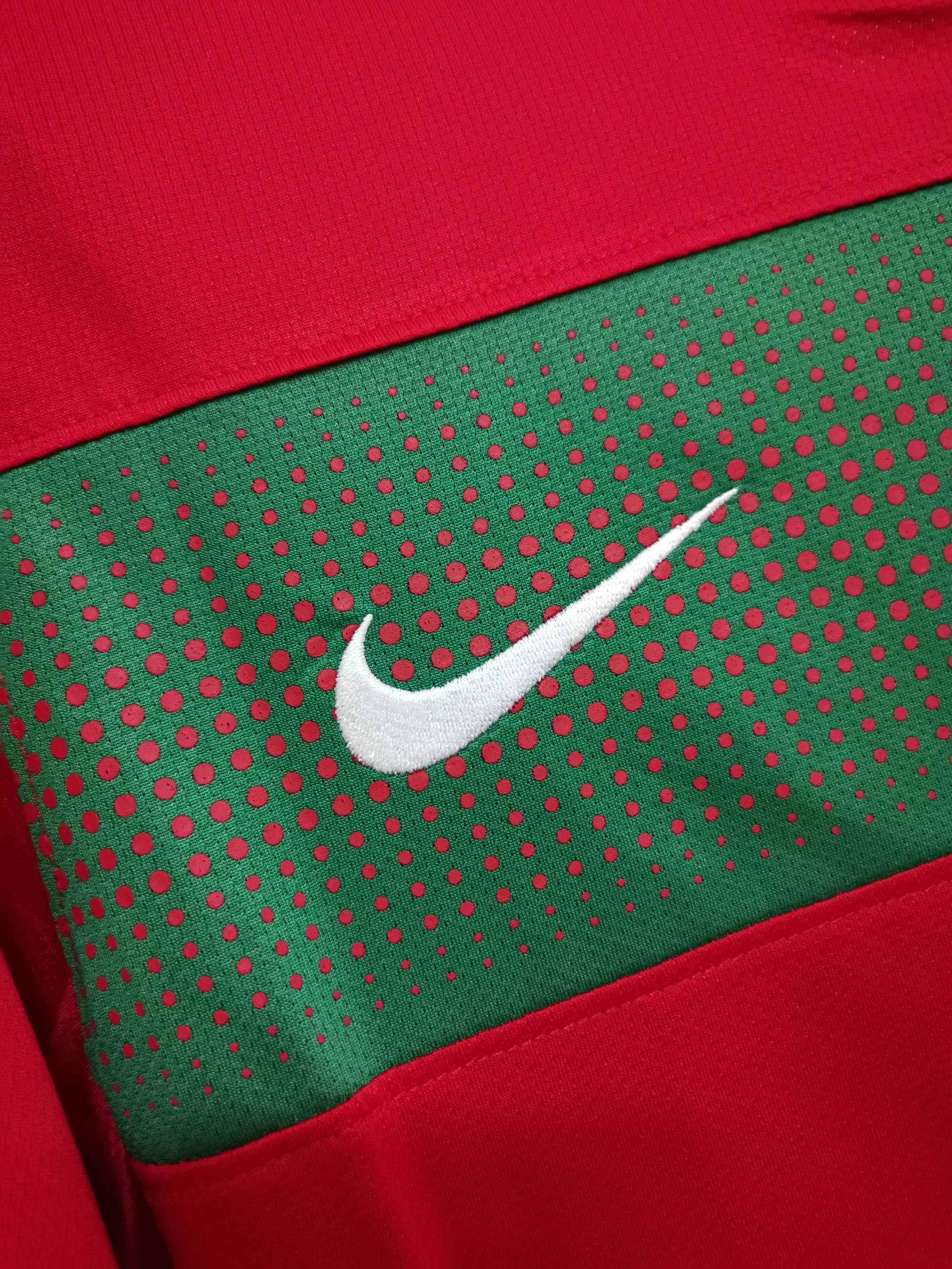Retro Portugal 2010 Home Stadium Jersey