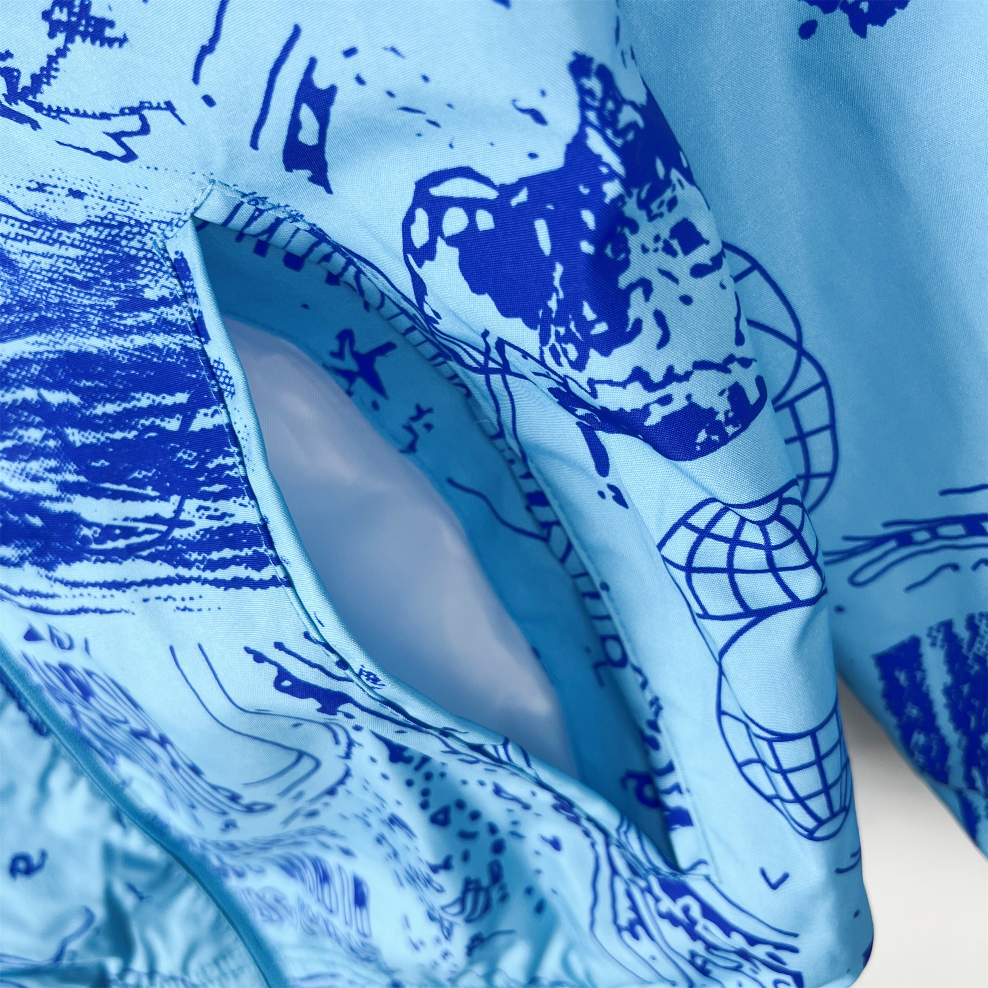 INT M.A.M 23-24 Double Sided Windbreaker - Blue