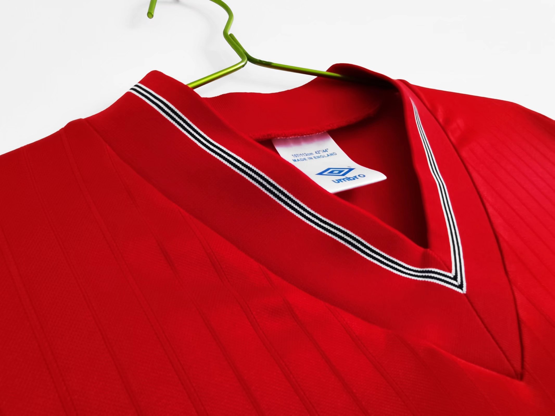 Retro England 1984-87 Away Stadium Jersey
