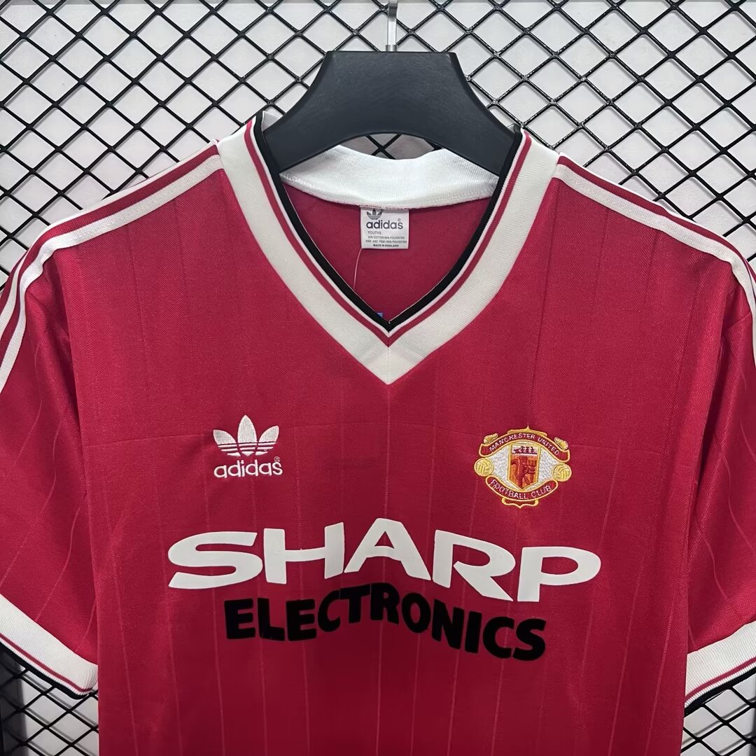 Manchester United Retro 82-83 Home Stadium Jersey