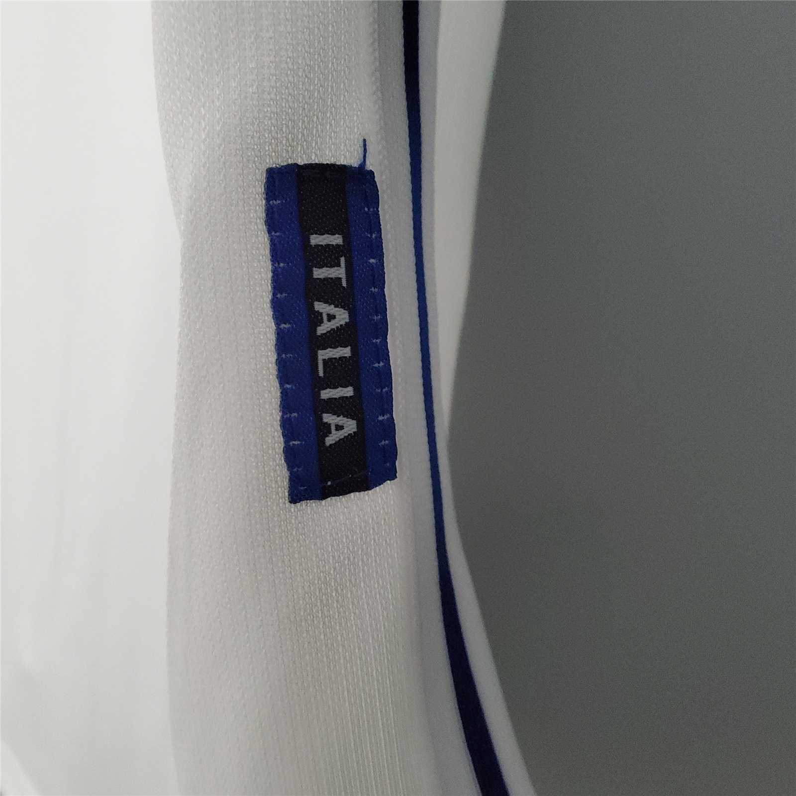 Retro Italy 1998 Away Stadium Jersey