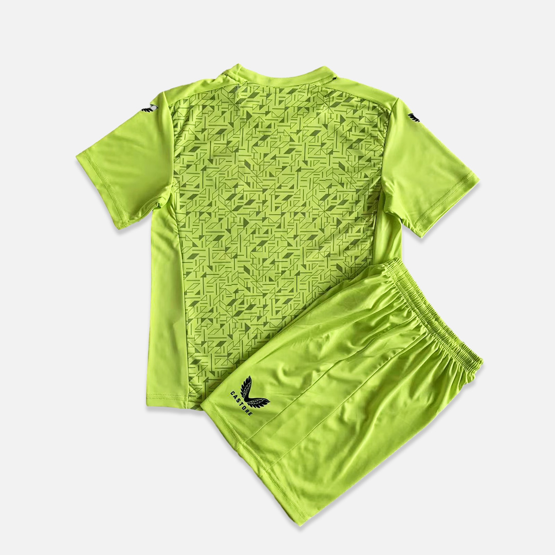 Wolverhampton Wanderers Wolves 23-24 Green Goalkeeper GK Kids Kit