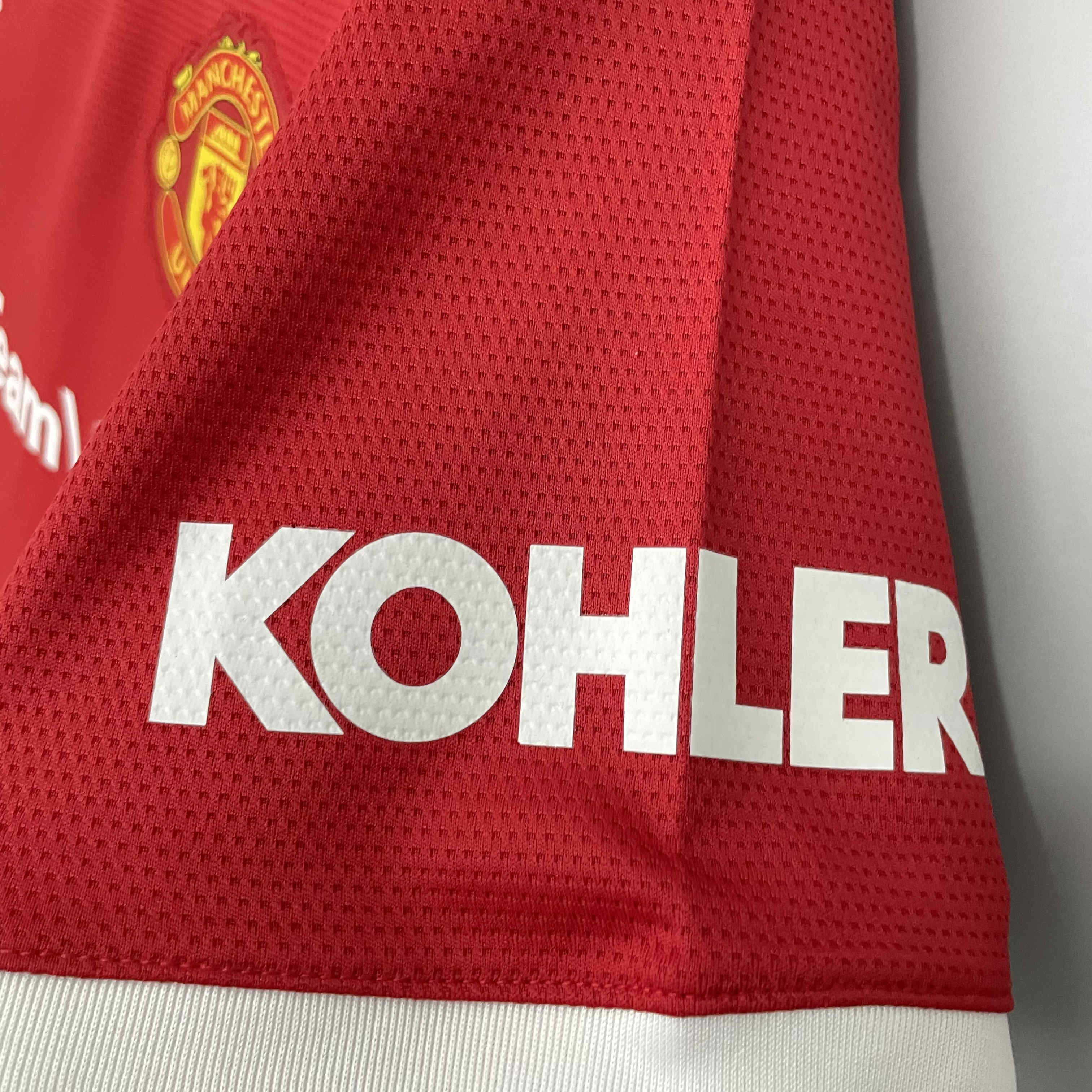 Manchester United Retro 21-22 Home Jersey