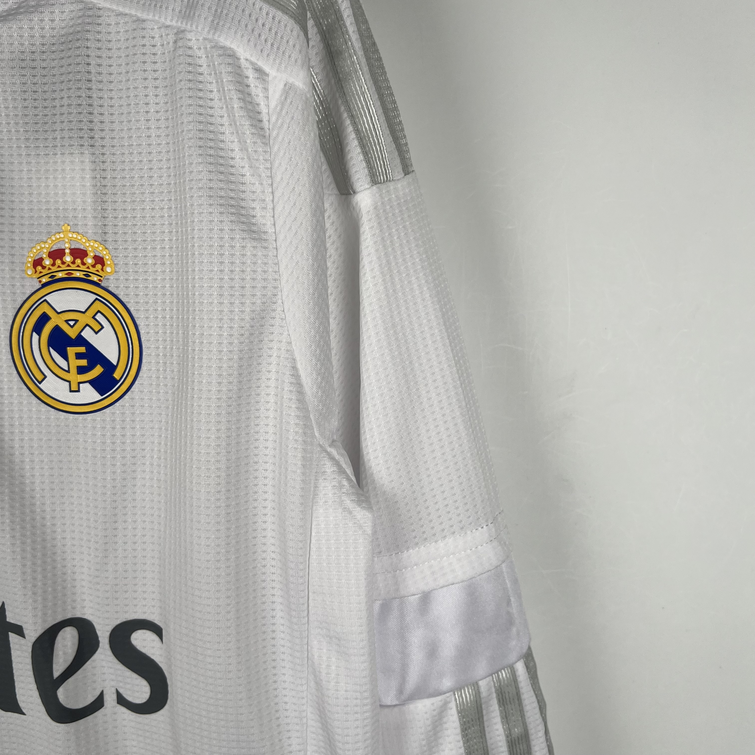 Retro Real Madrid 15-16 Home Stadium Long Sleeve Jersey