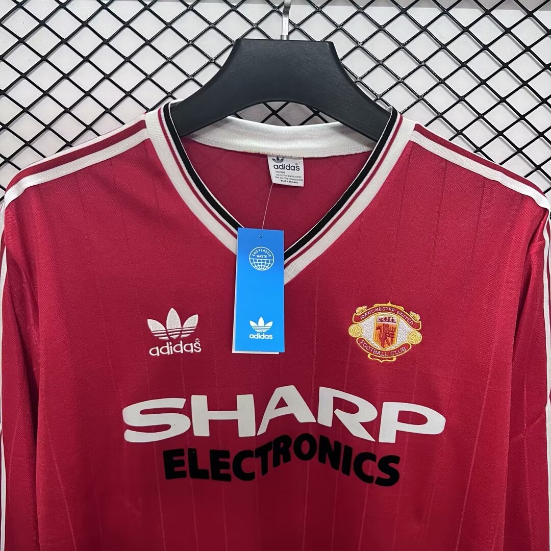 Manchester United Retro 82-83 Home Long Sleeve Jersey
