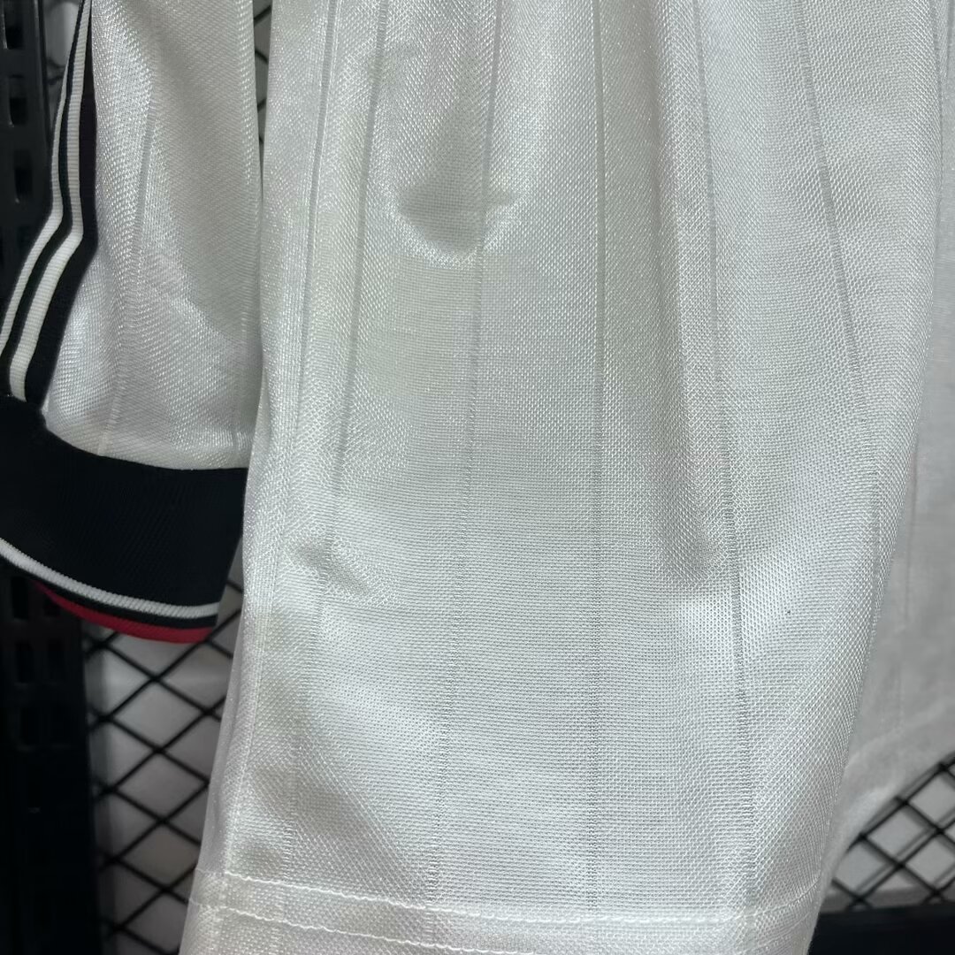 Manchester United Retro 82-84 Away Long Sleeve Jersey League Cup Final