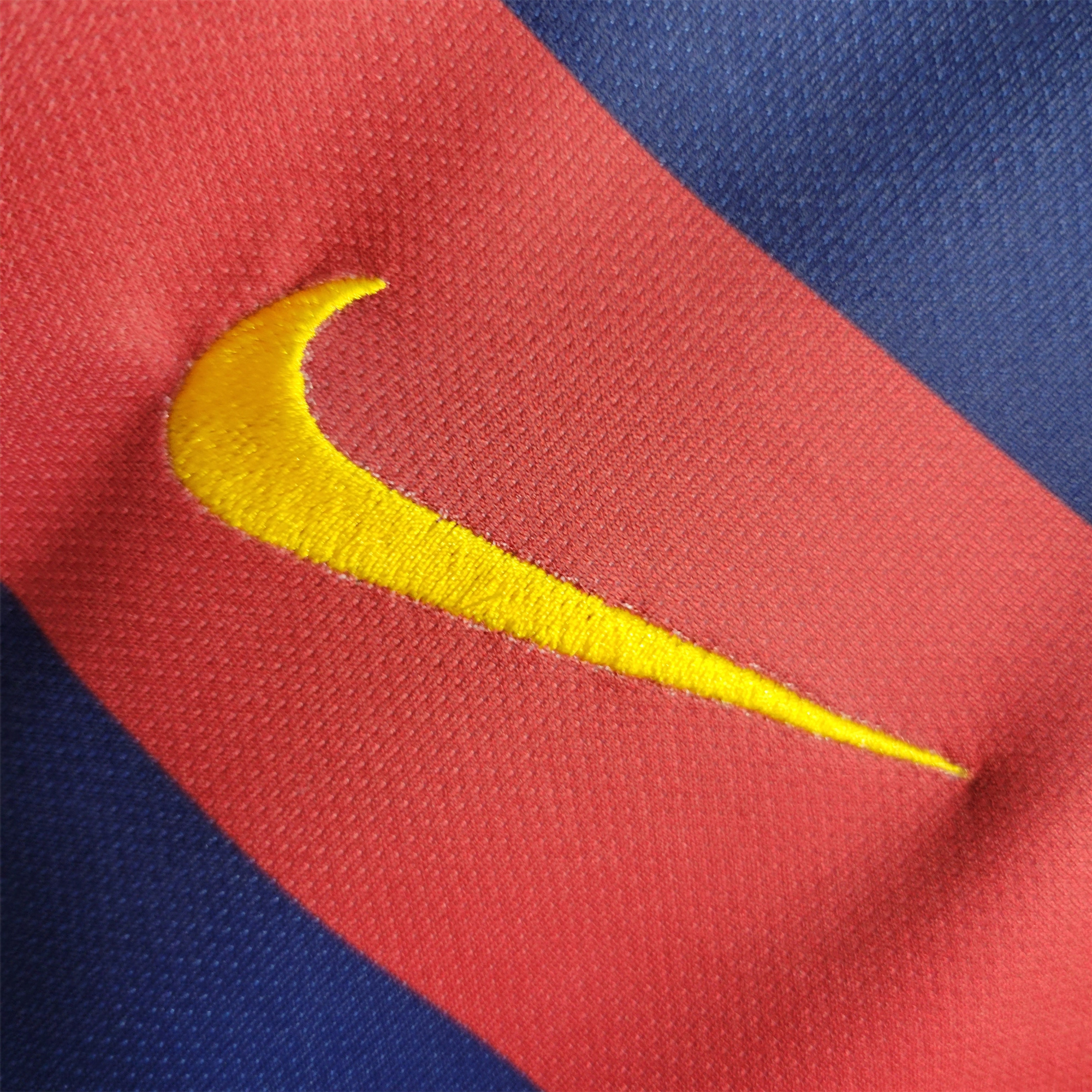B.A.R.S.A Retro 15-16 Home Stadium Jersey