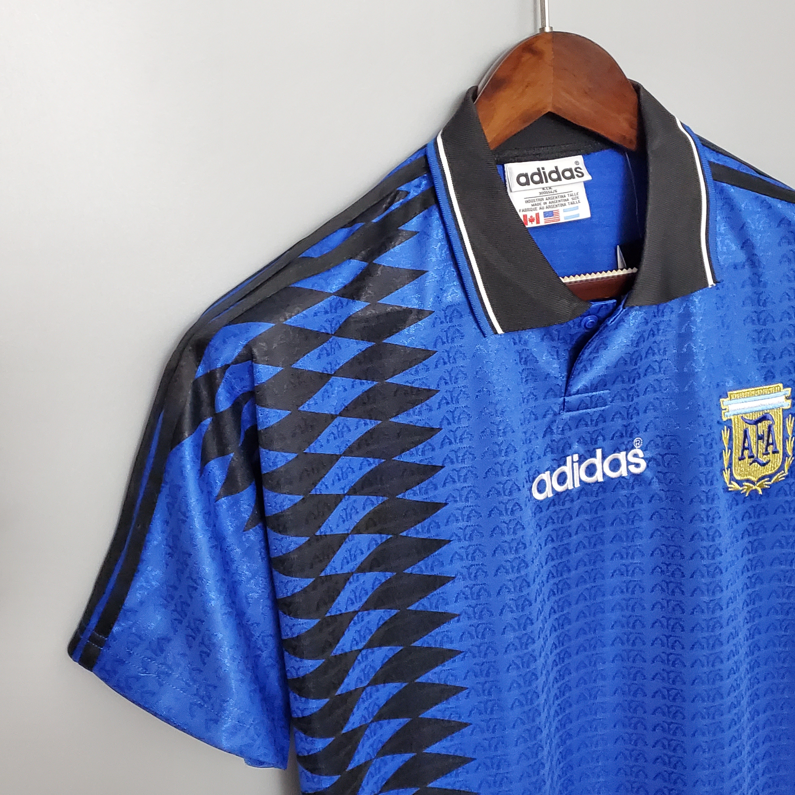 Retro Argentina 1994 Away Stadium Jersey