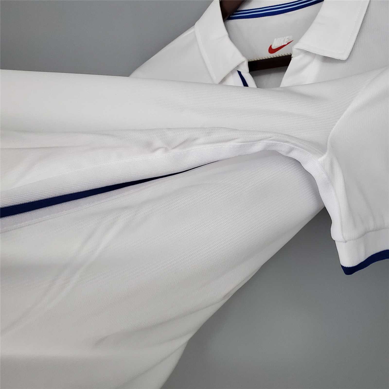 Retro Italy 1998 Away Stadium Jersey