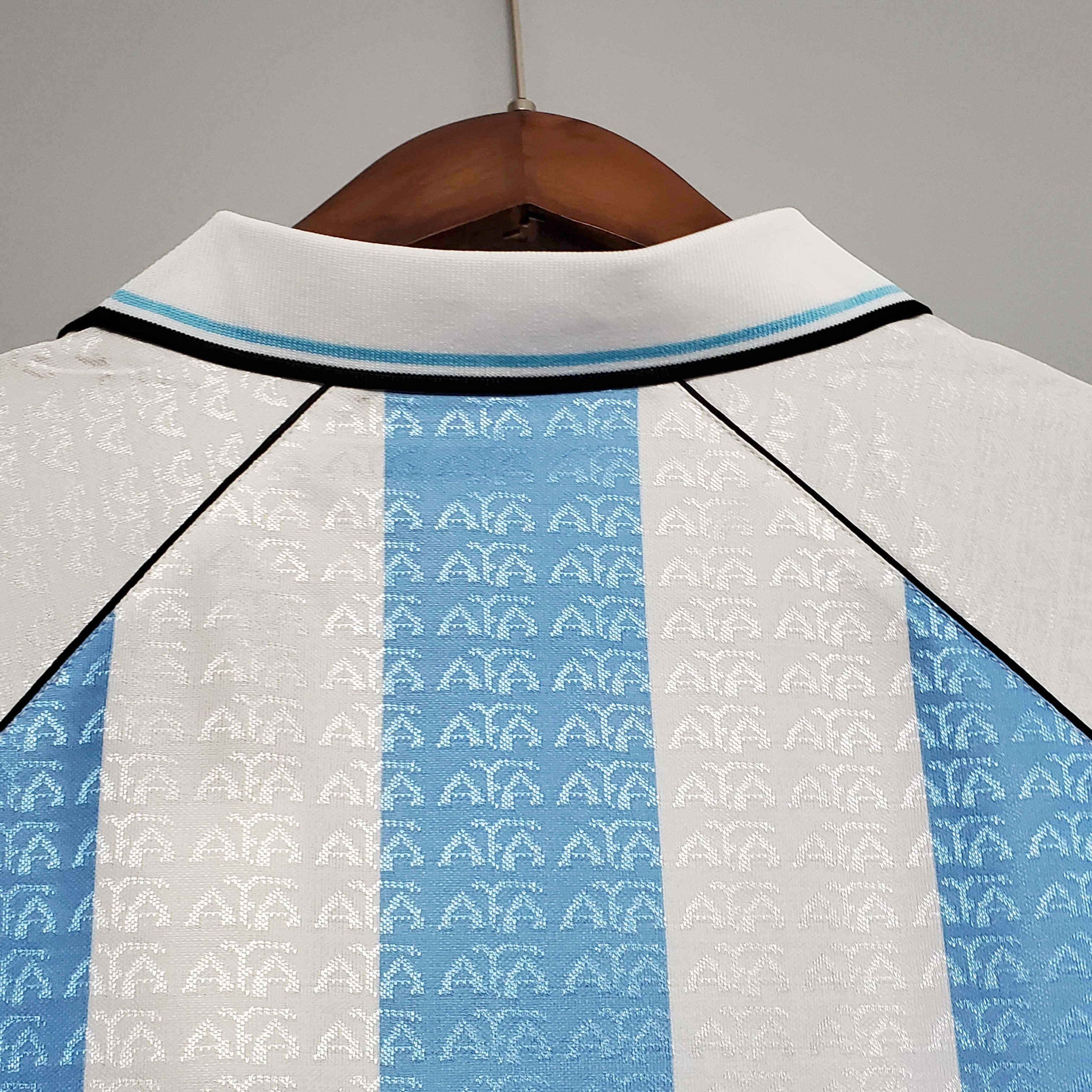 Retro Argentina 1997 Home Stadium Jersey