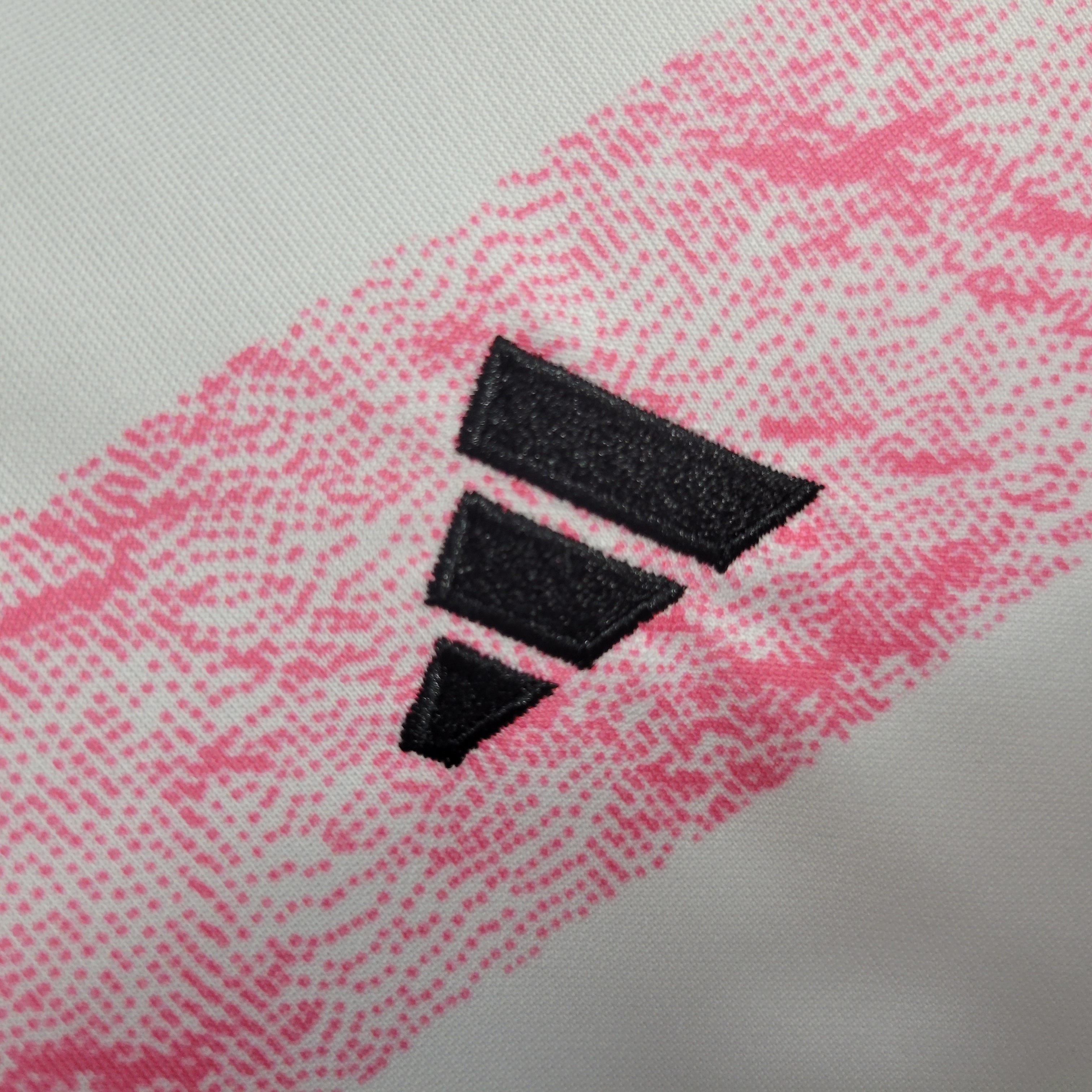Juventus 23-24 Away Kids Kit