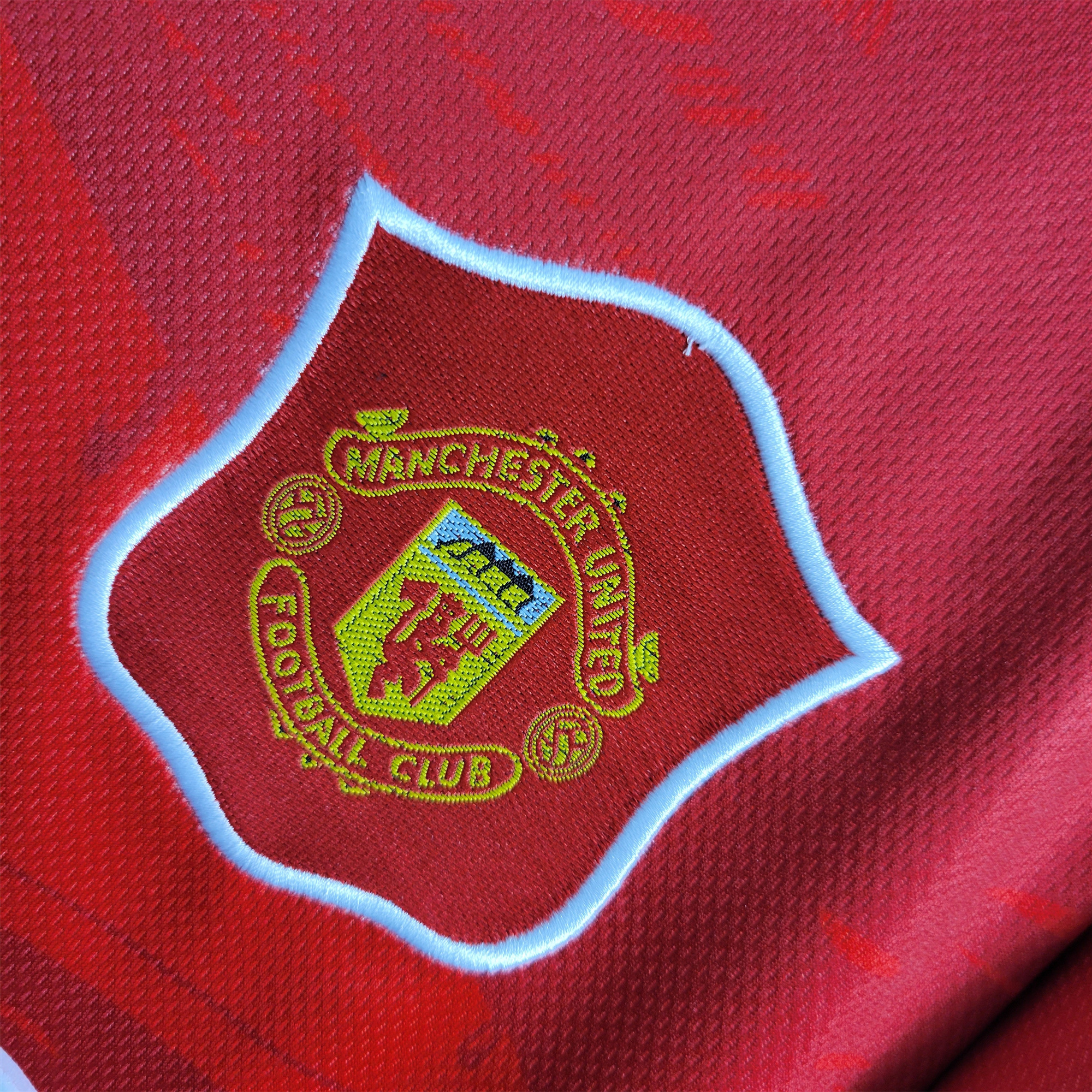 Manchester United Retro 94-96 Home Jersey