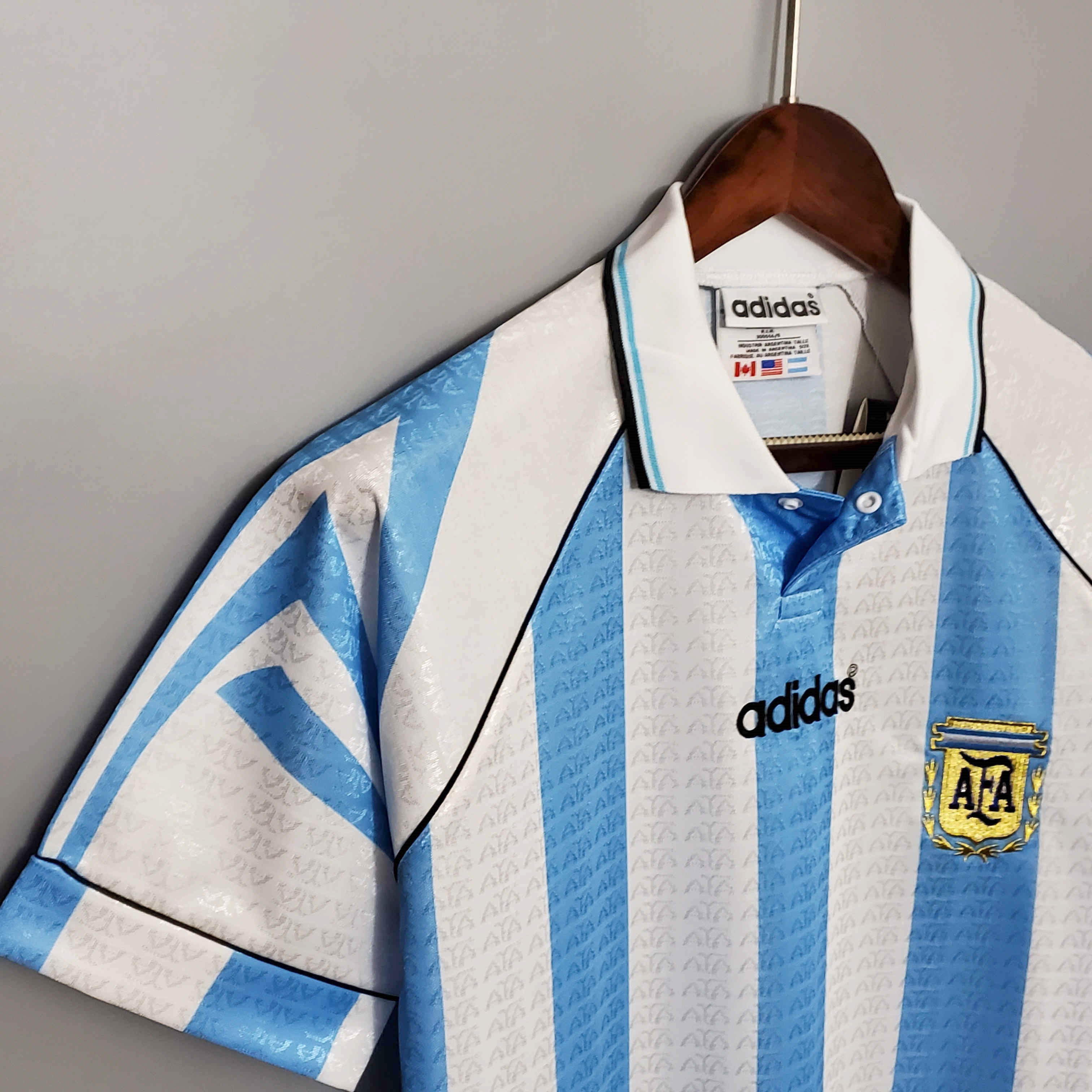 Retro Argentina 1997 Home Stadium Jersey