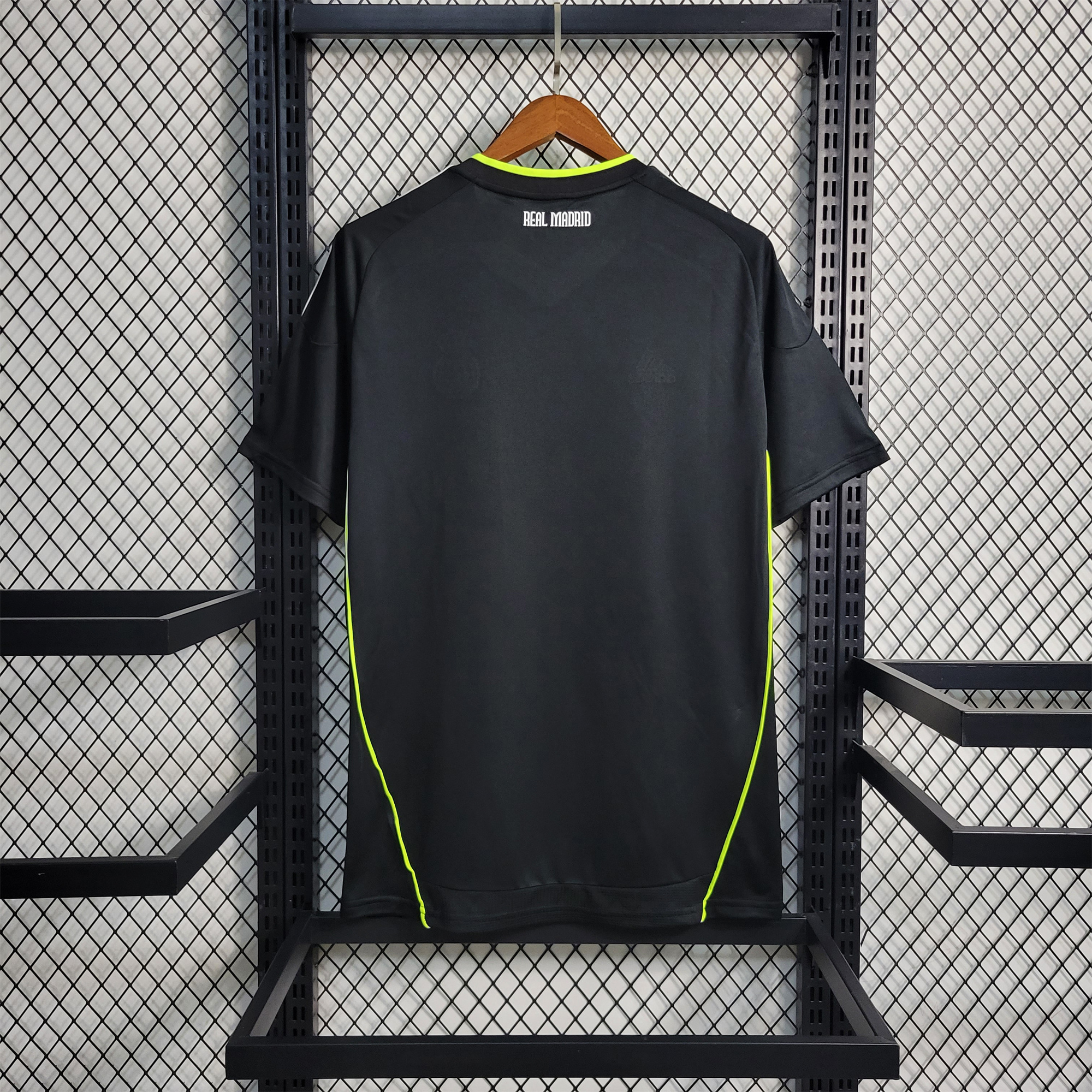 Retro Real Madrid 10-11 Away Stadium Jersey