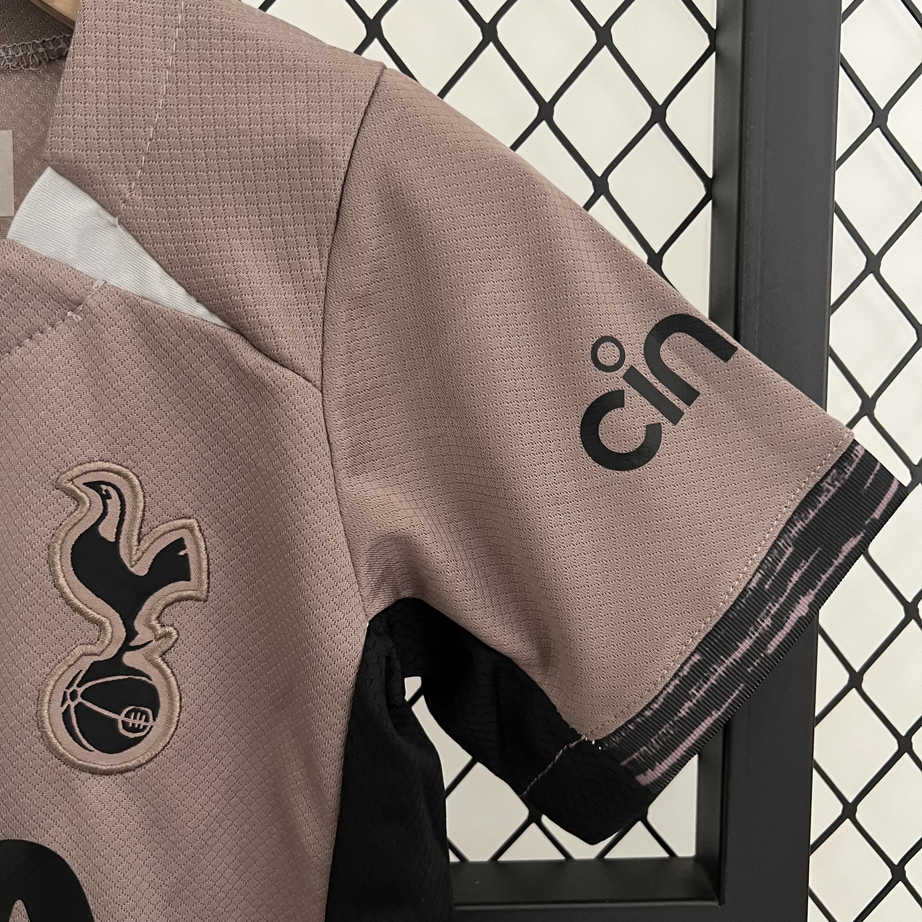 Tottenham Hotspur 23-24 Third Kids Kit