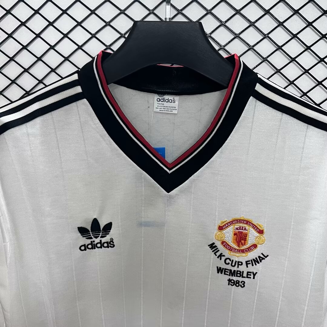 Manchester United Retro 82-84 Away Long Sleeve Jersey League Cup Final
