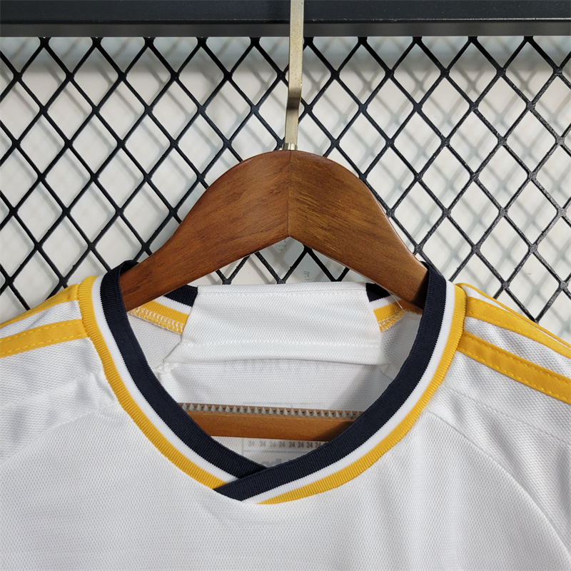 Real Madrid 23/24 Home Kids Kit