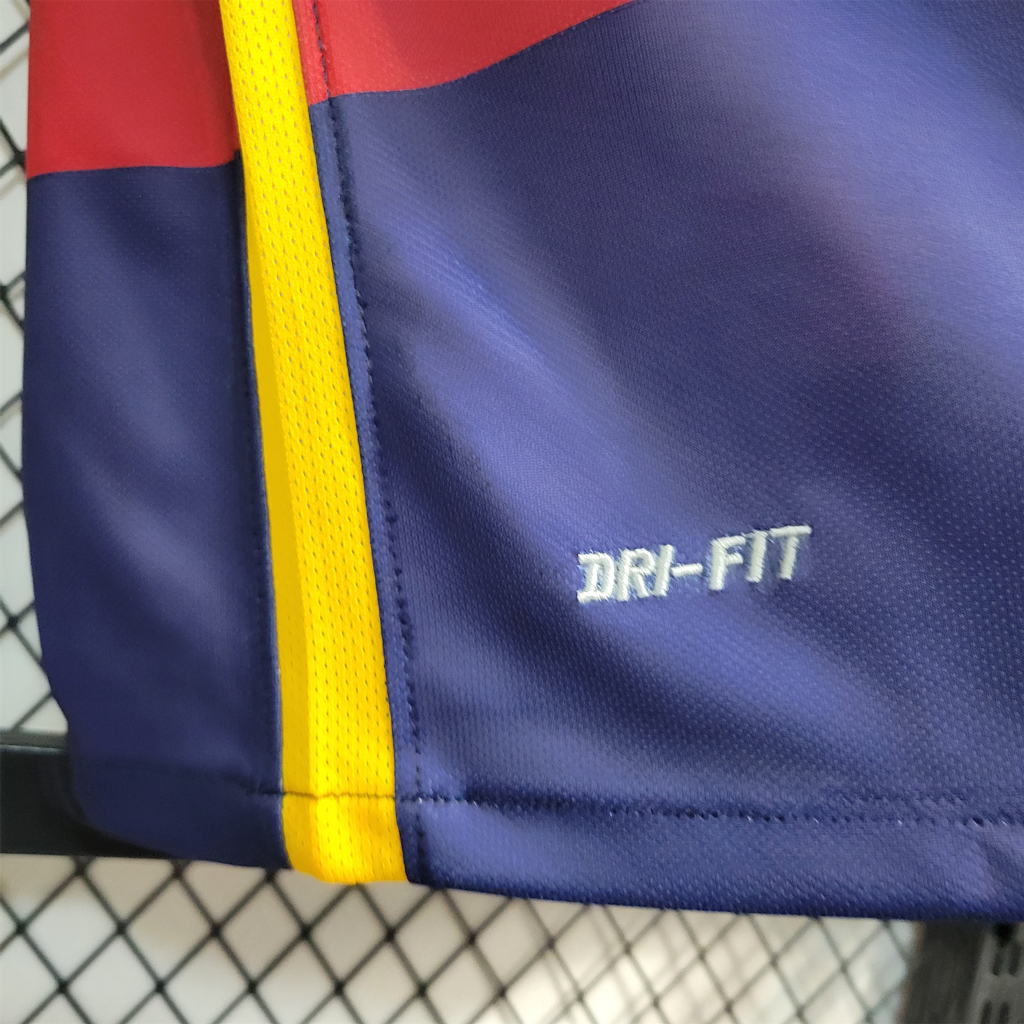 B.A.R.S.A Retro 15-16 Home Stadium Jersey