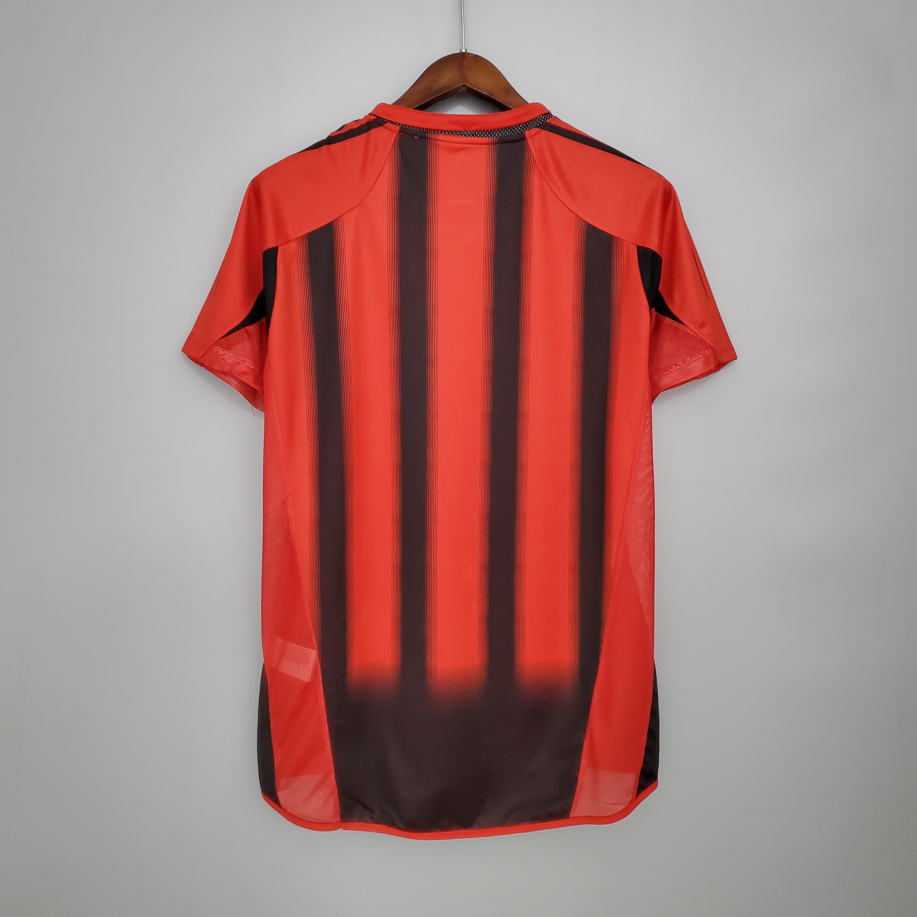Retro AC Milan 04-05 Home Stadium Jersey