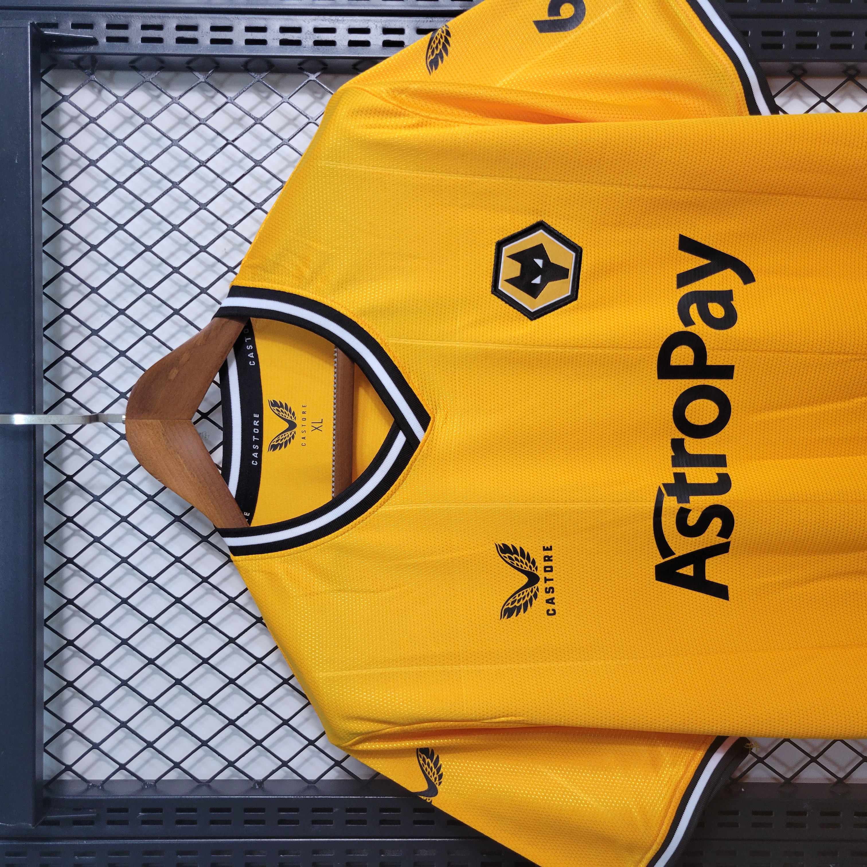 Wolverhampton Wanderers Wolves 23-24 Home Jersey - Fans Version