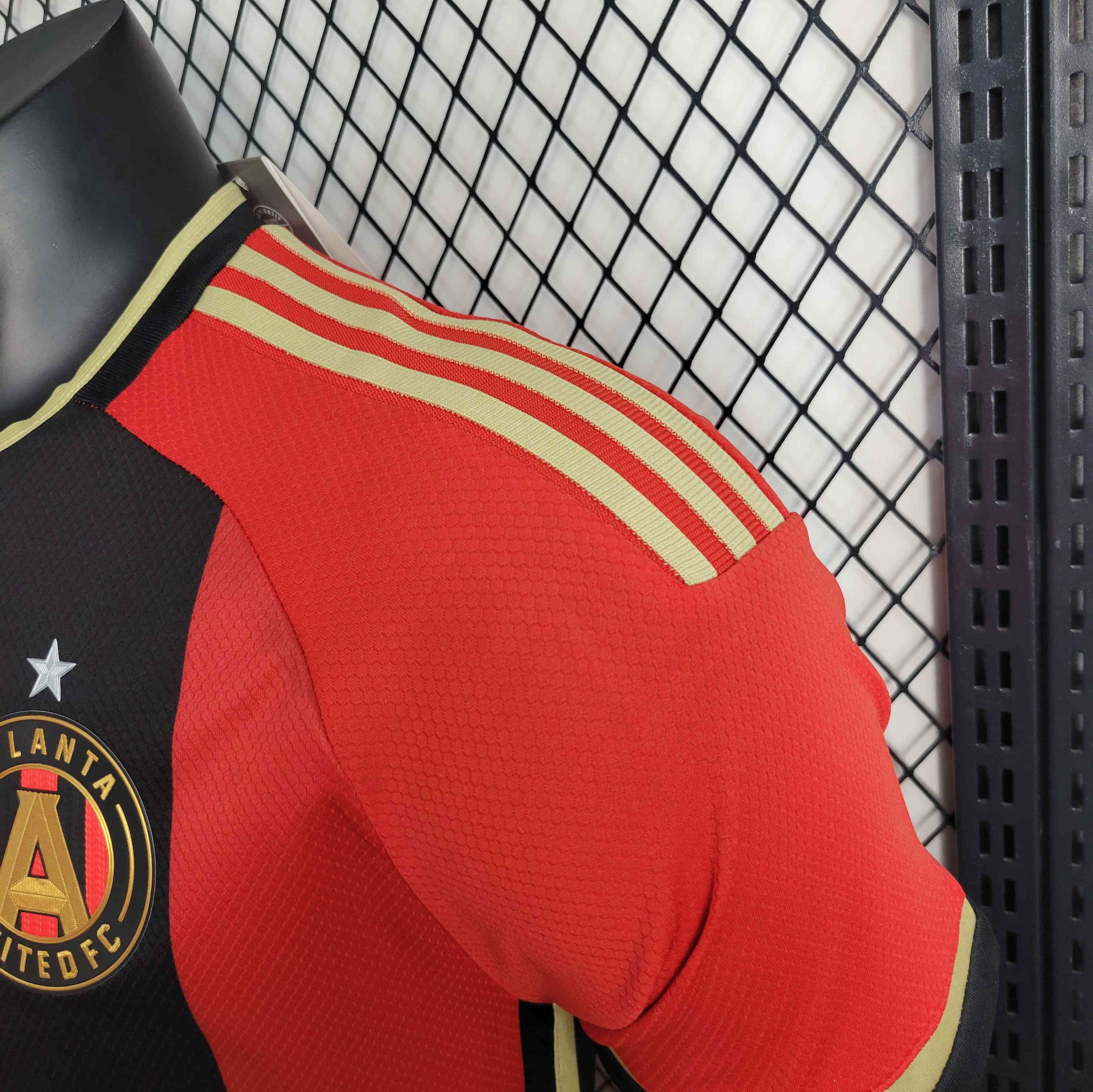 Atlanta United 23-24 Home Stadium Jersey - Player Version