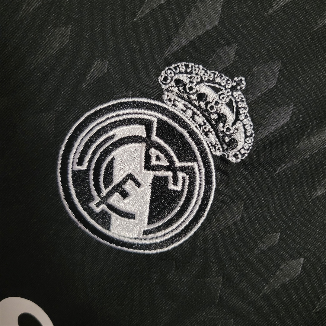 Real Madrid 23-24 Black Goalkeeper Jersey - Fans Version