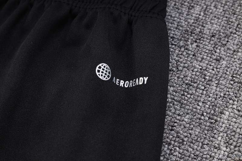 Manchester United 23-24 Long Sleeve Training Set -Black and Red