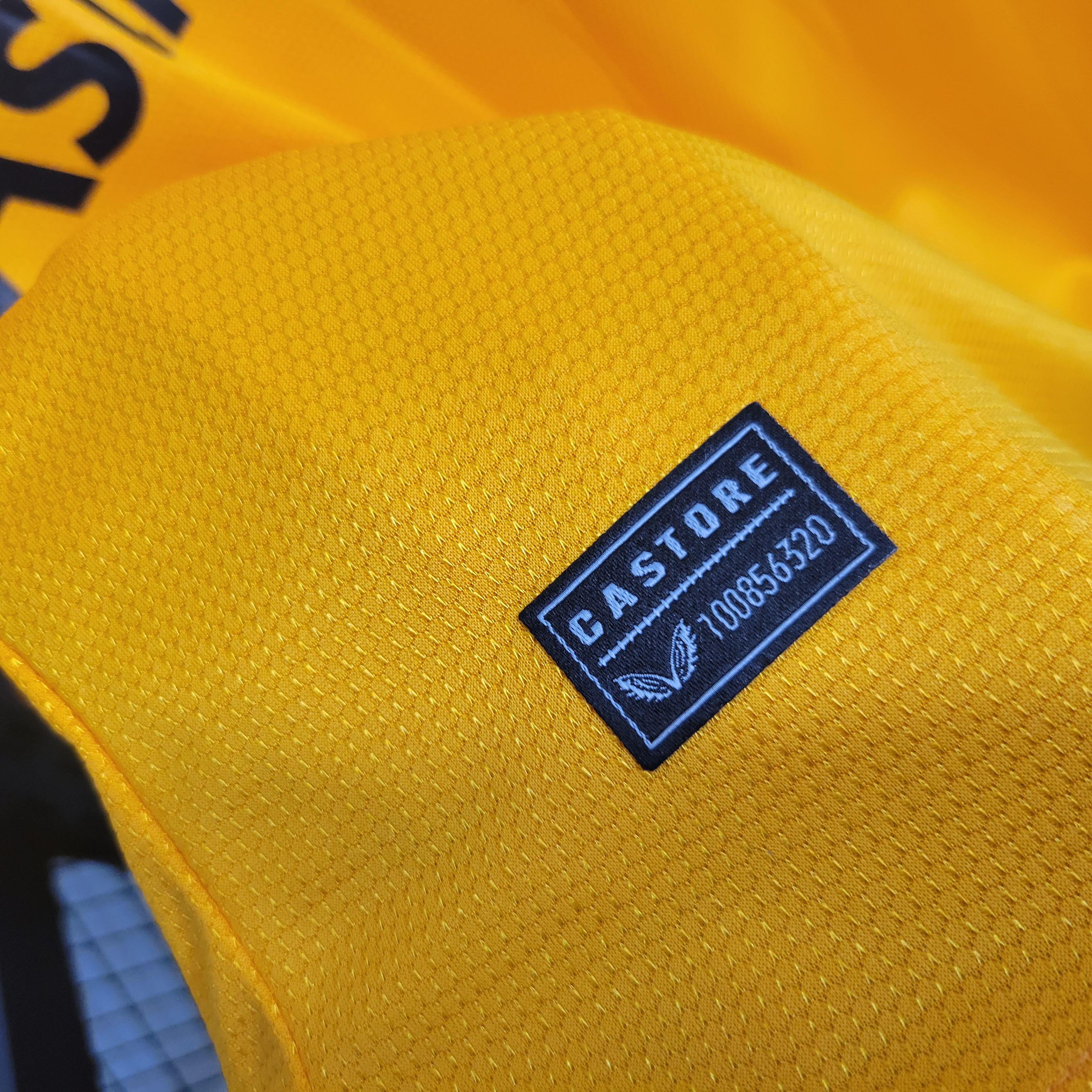 Wolverhampton Wanderers Wolves 23-24 Home Jersey - Fans Version
