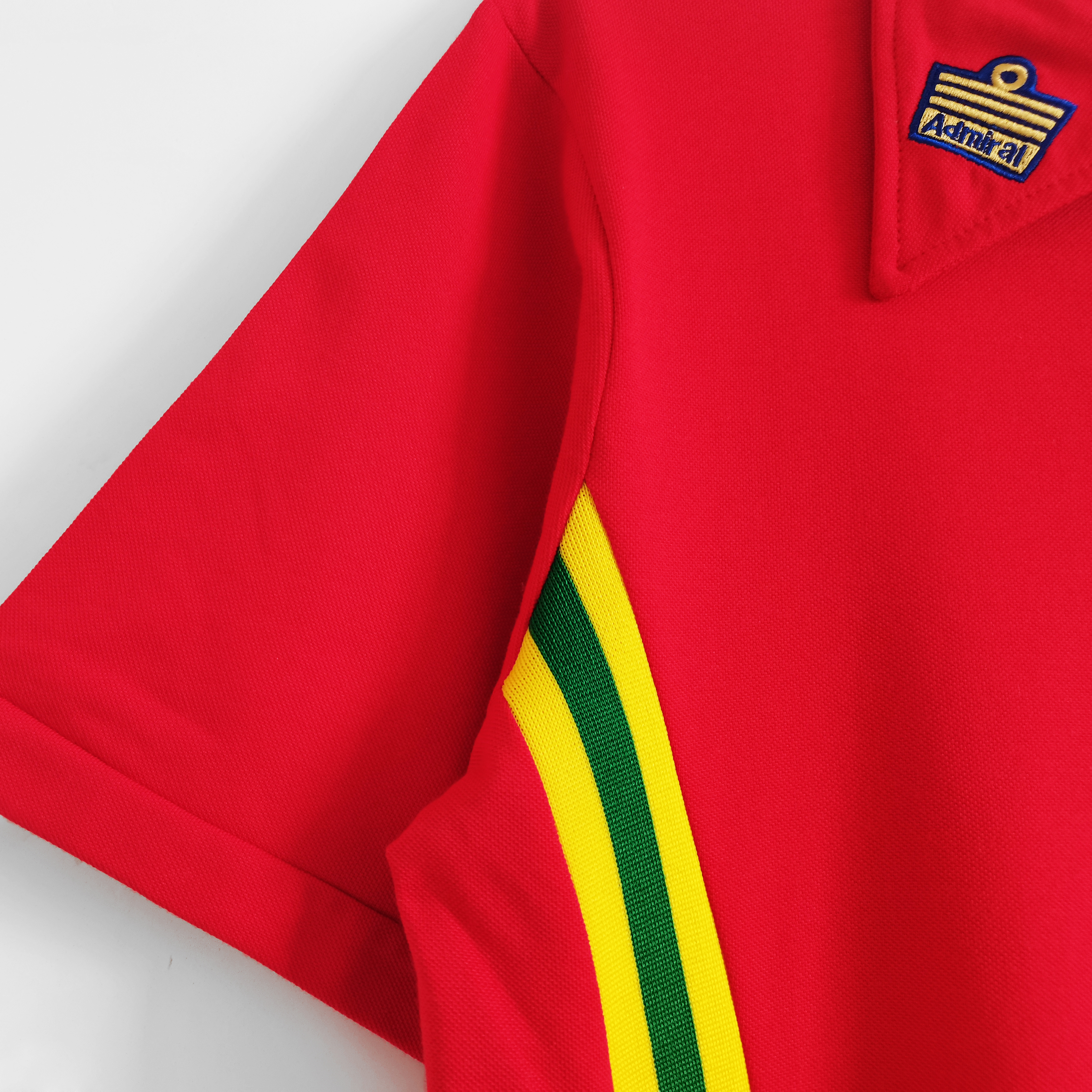 Retro Wales 1976 Home Stadium Jersey