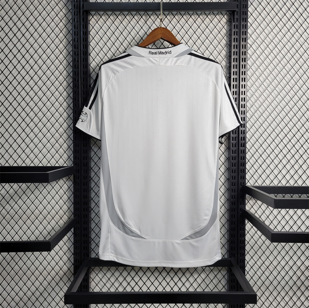 Real Madrid Retro 06-07 Home Stadium Jersey