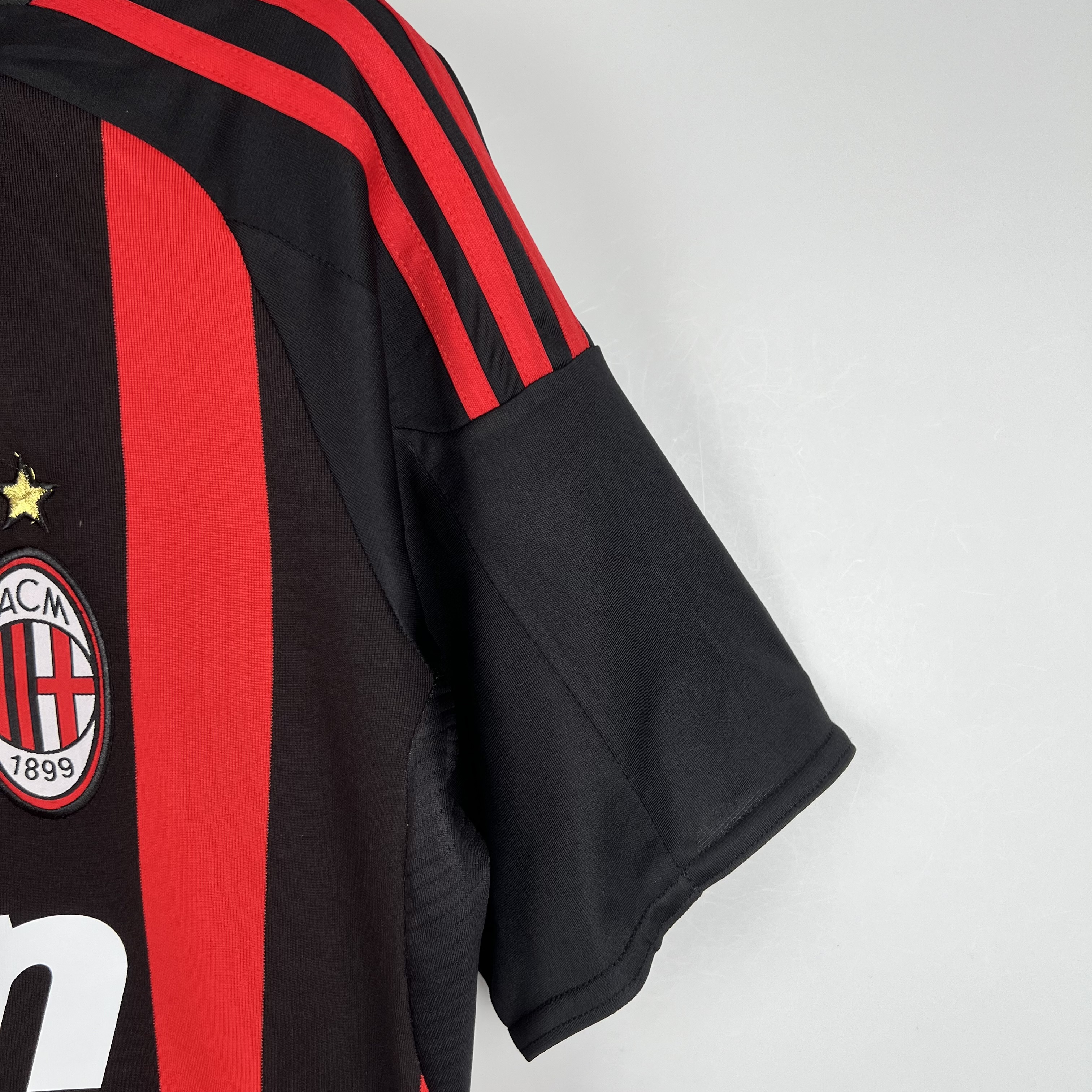 Retro AC Milan 2008-09 Home Stadium Jersey